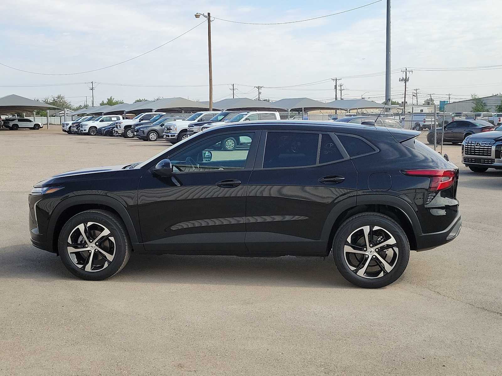 Thumbnail: 2026 Chevrolet Trax - 5