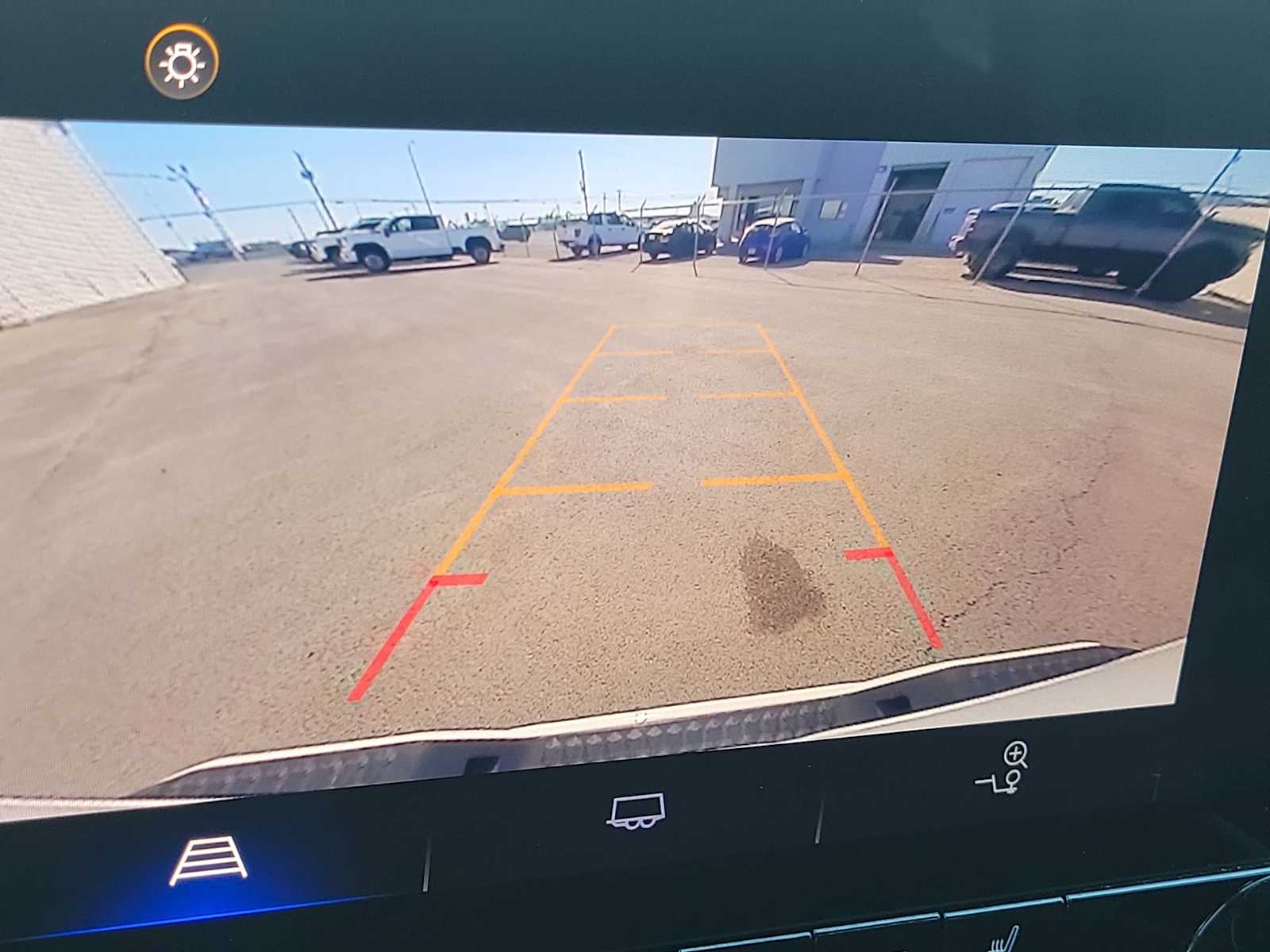 Thumbnail: 2023 Chevrolet Colorado - 24