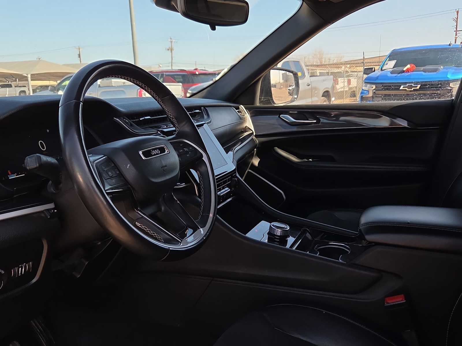 Thumbnail: 2021 Jeep Grand Cherokee L - 10