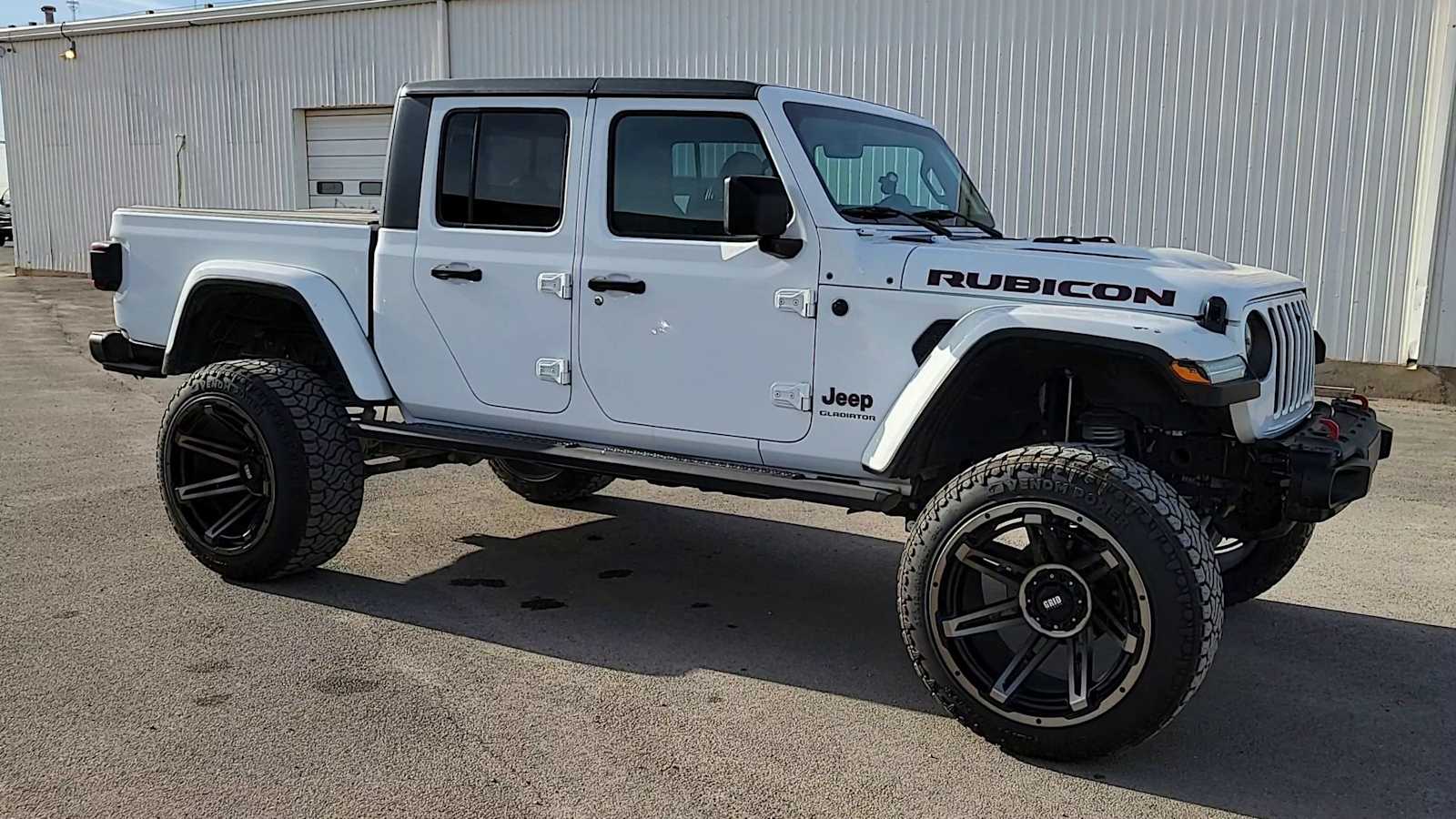 Thumbnail: 2021 Jeep Gladiator - 2