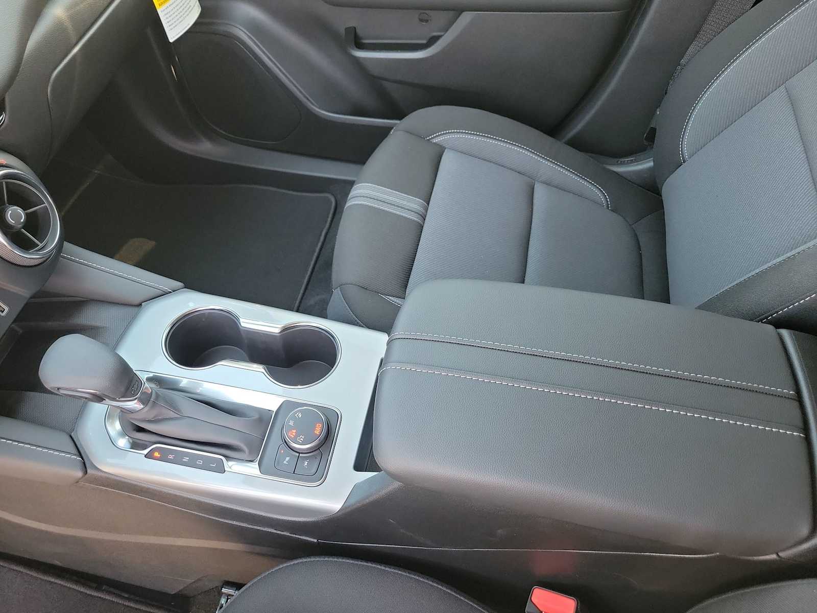 Thumbnail: 2025 Chevrolet Blazer - 24