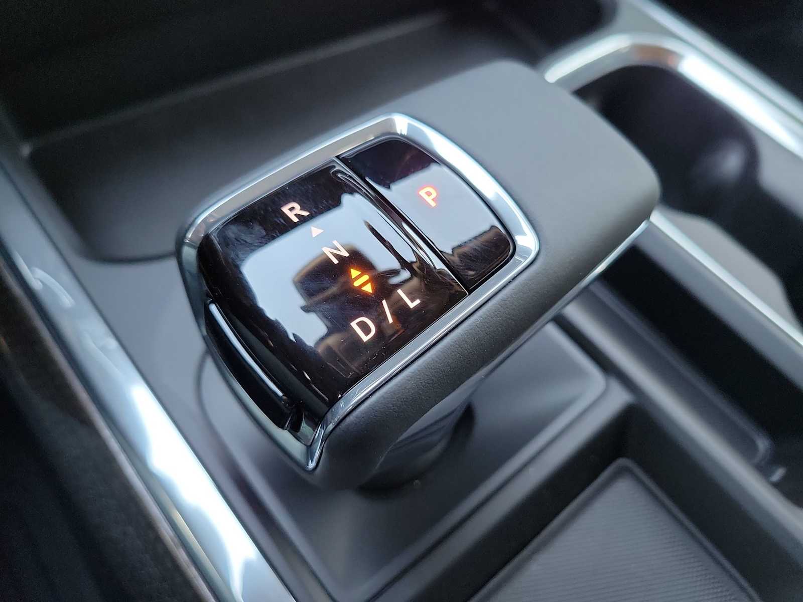 Thumbnail: 2026 Chevrolet Silverado 1500 - 25