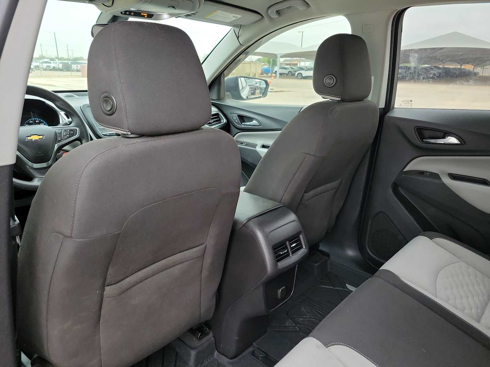 Thumbnail: 2018 Chevrolet Equinox - 16