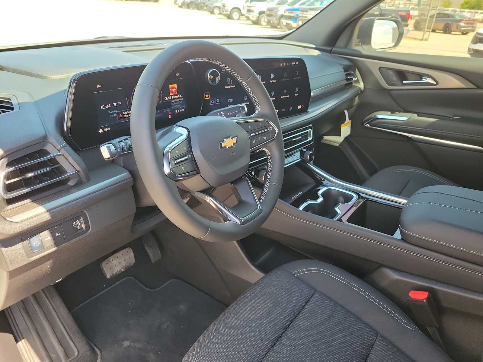 Thumbnail: 2026 Chevrolet Traverse - 10