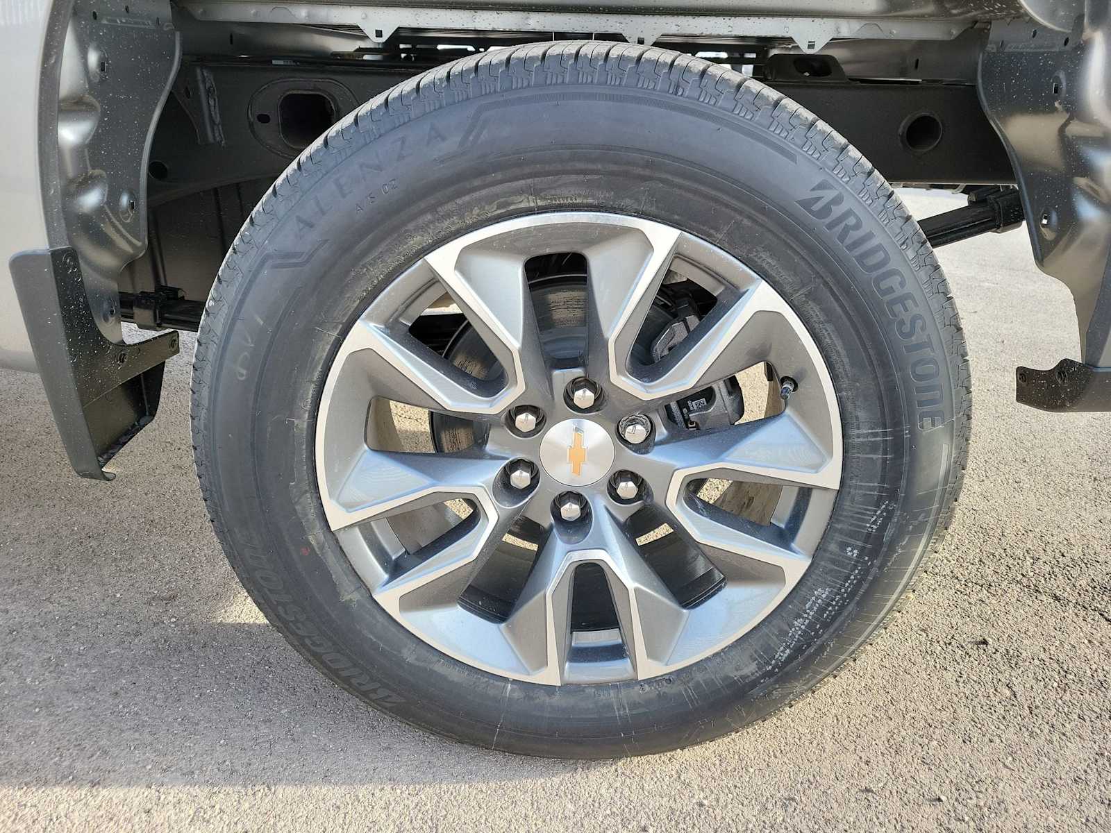 Thumbnail: 2026 Chevrolet Silverado 1500 - 16