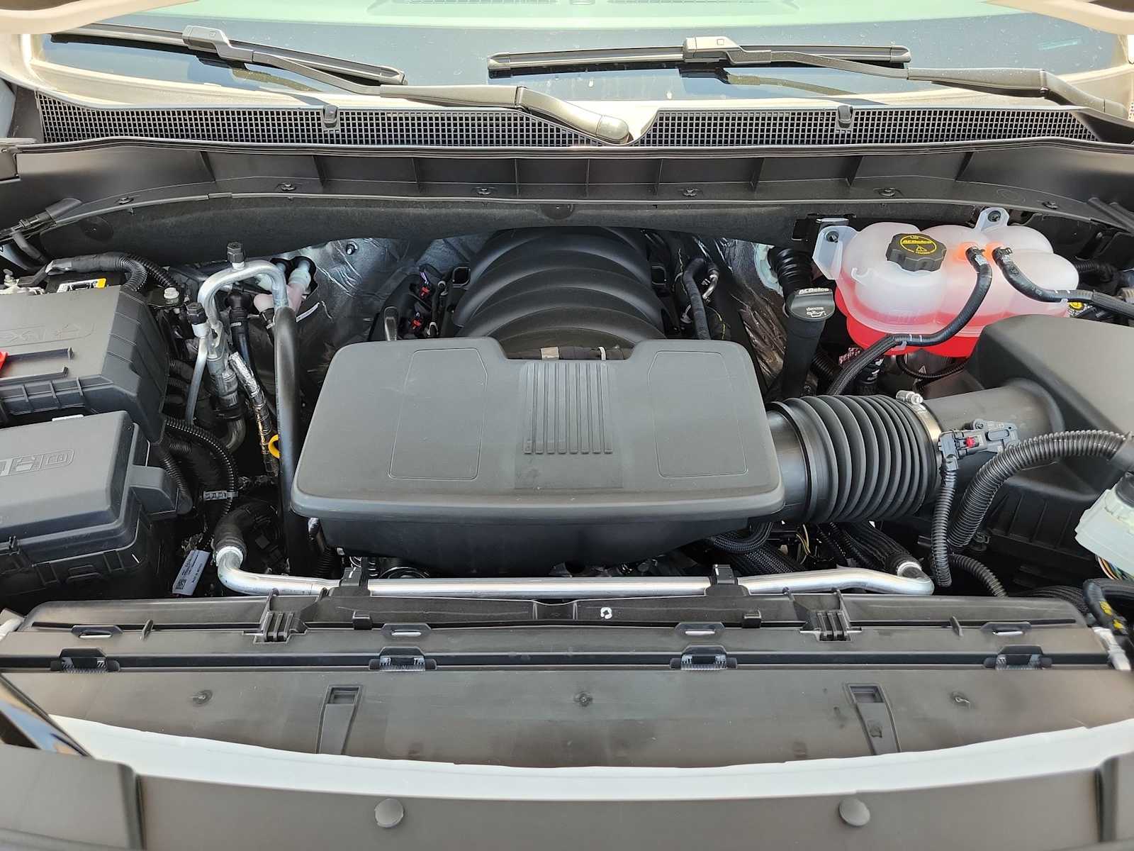 Thumbnail: 2026 Chevrolet Suburban - 13