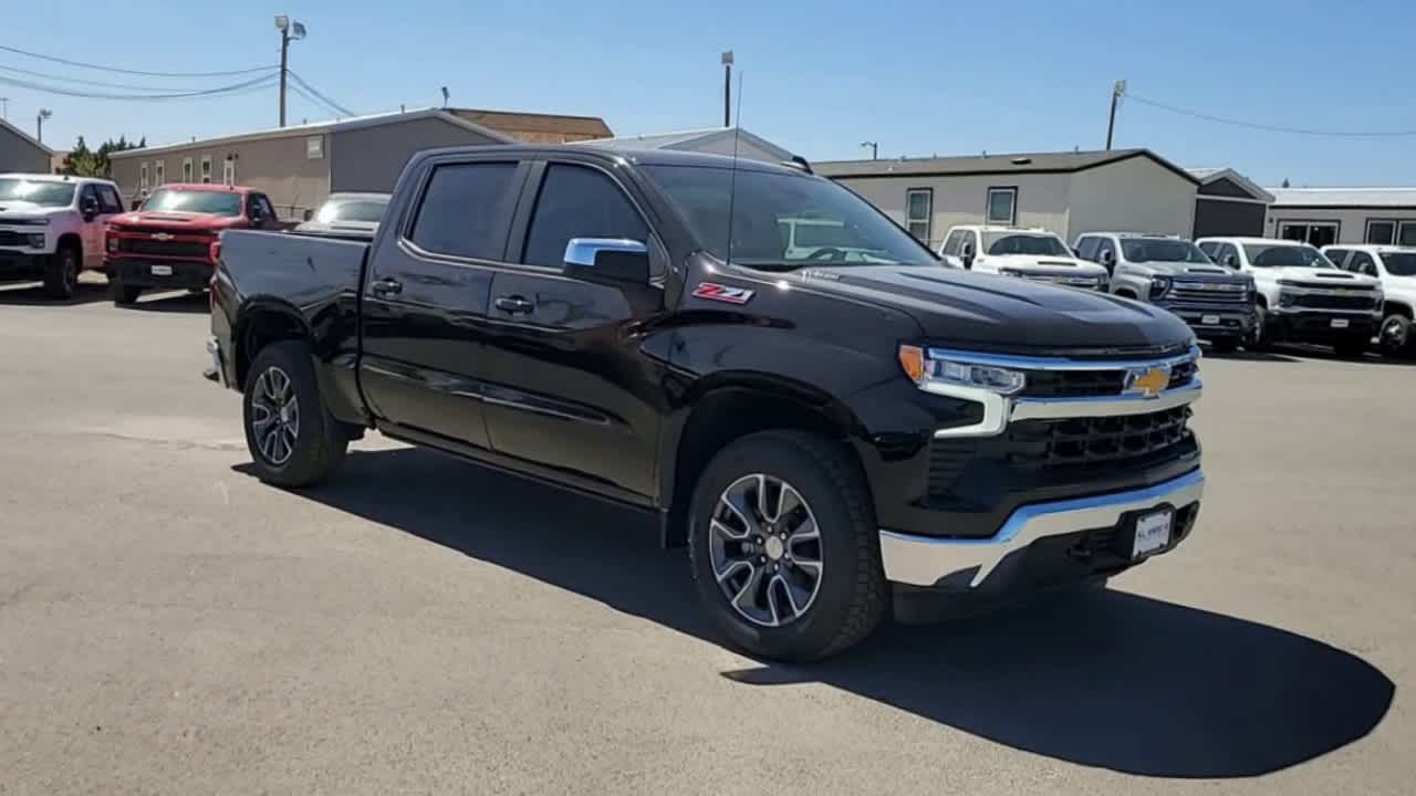 Thumbnail: 2025 Chevrolet Silverado 1500 - 2