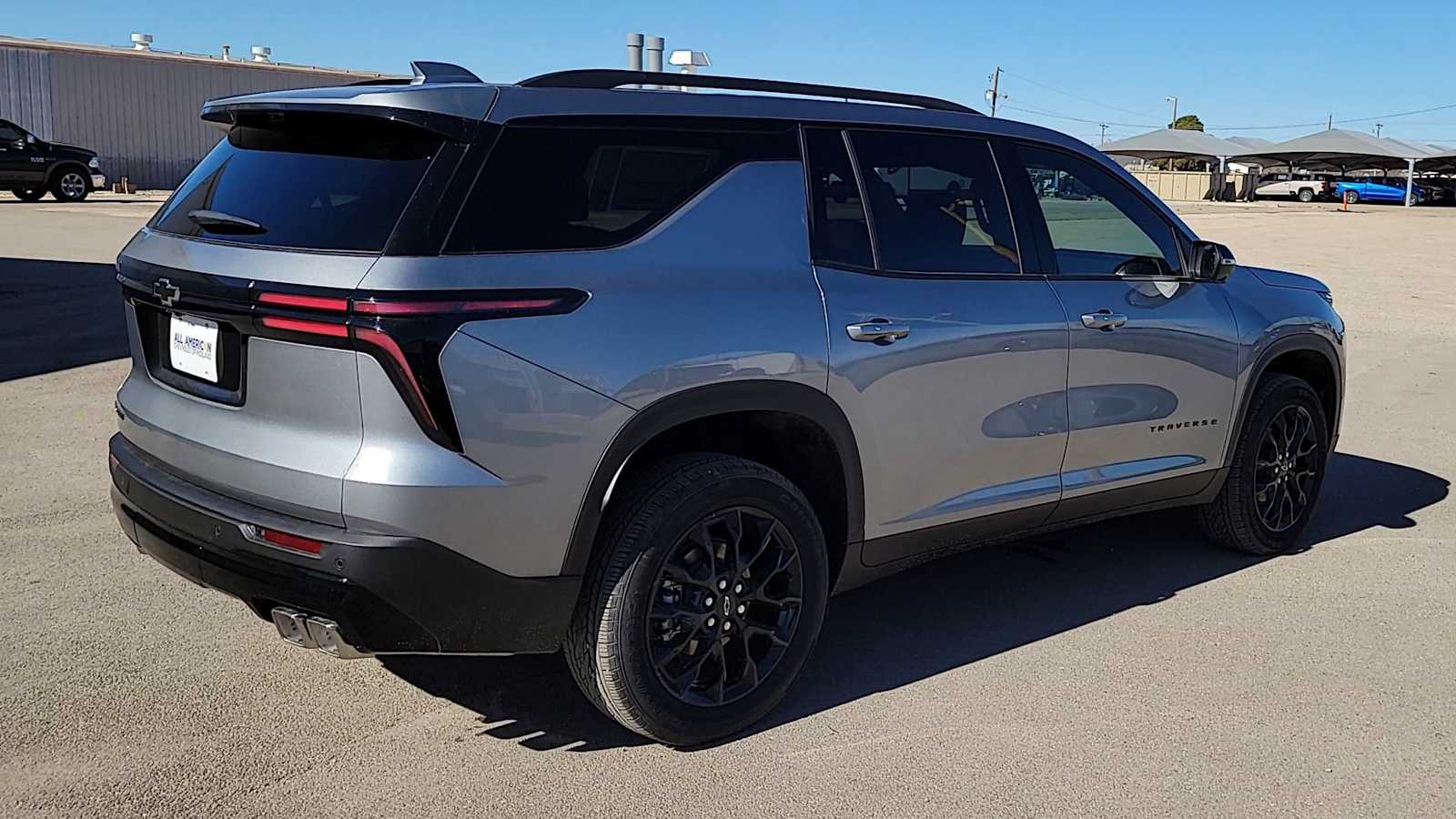 Thumbnail: 2026 Chevrolet Traverse - 8