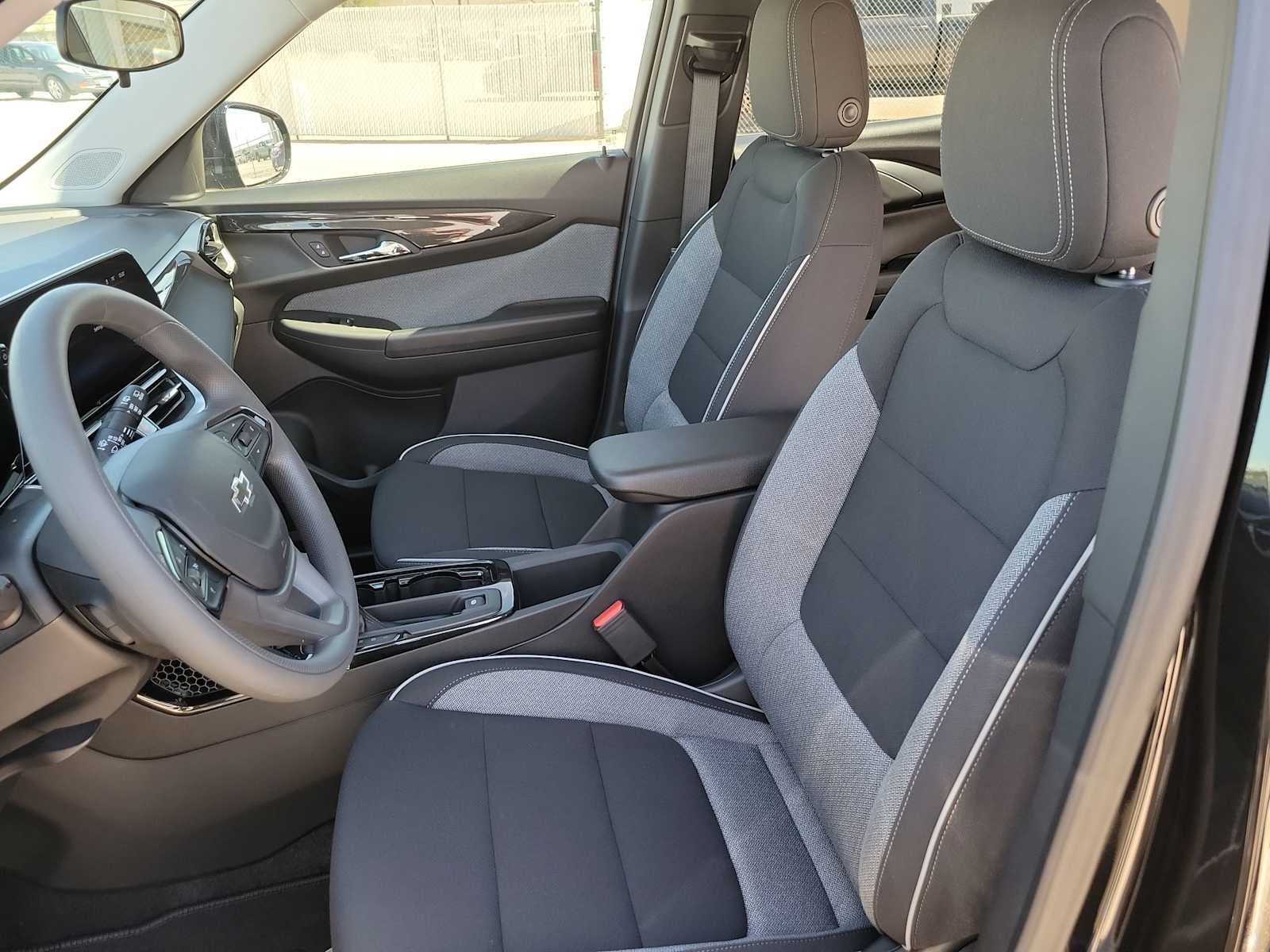 Thumbnail: 2026 Chevrolet TrailBlazer - 15