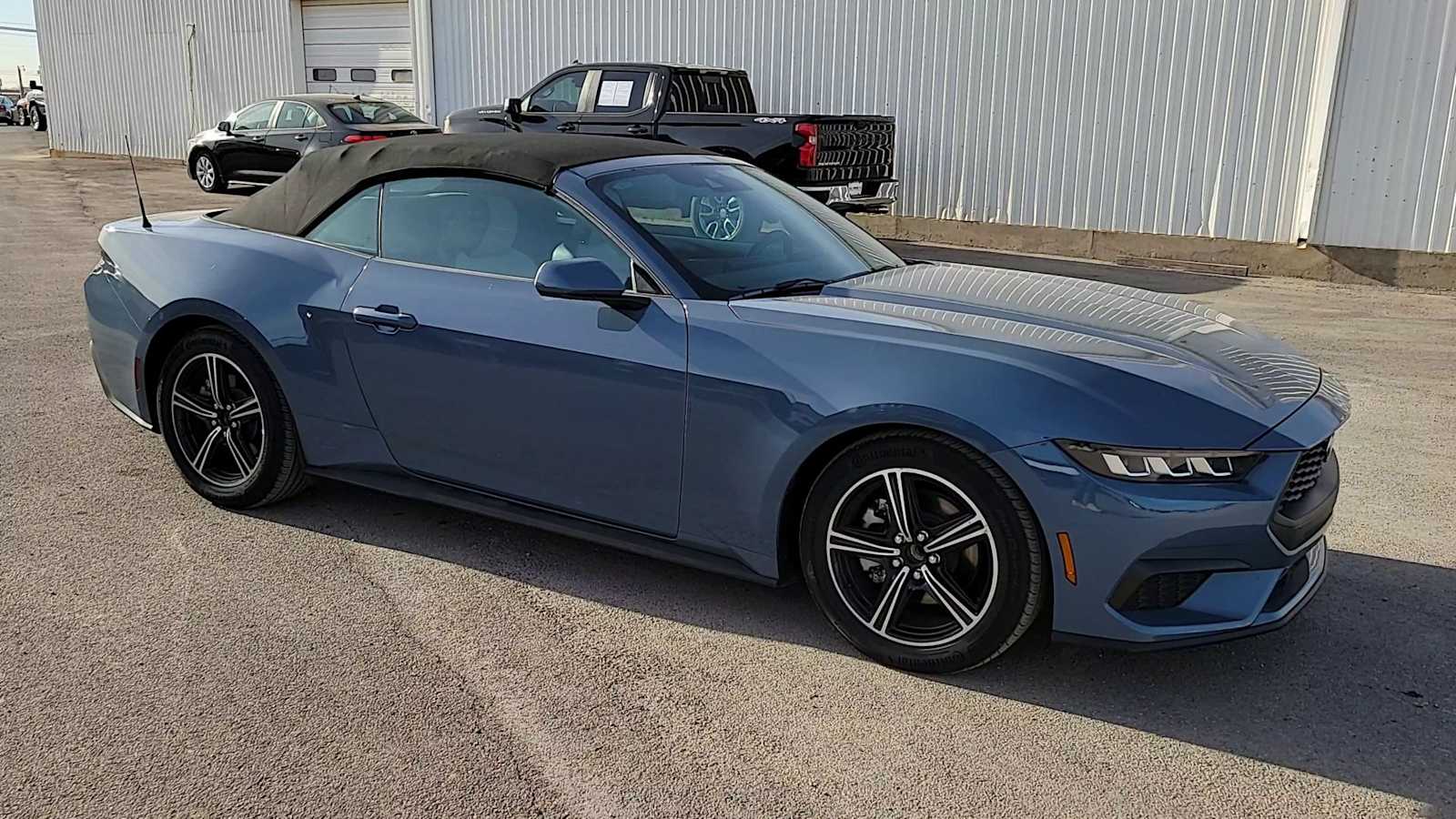 Thumbnail: 2025 Ford Mustang - 2