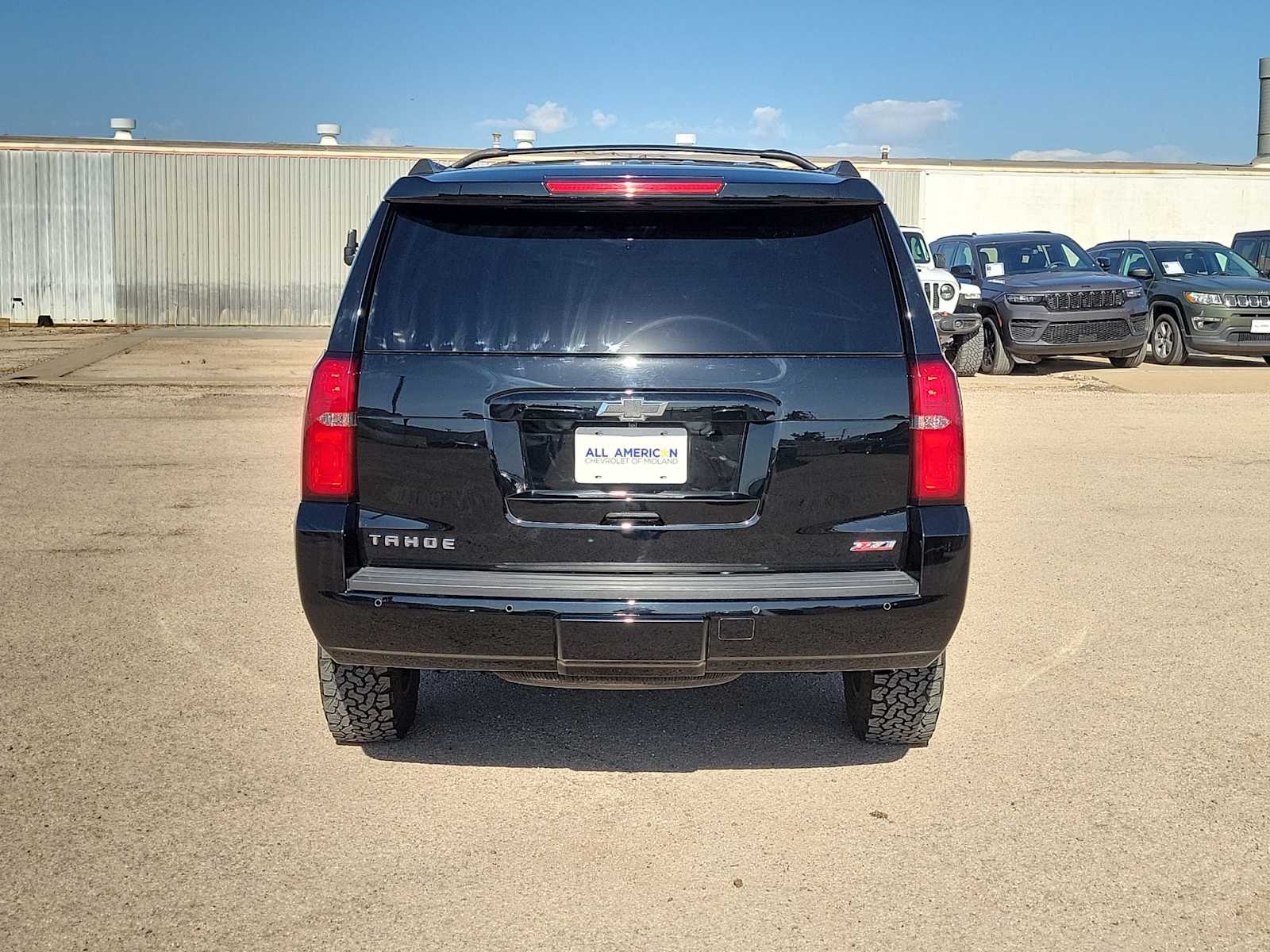 Thumbnail: 2019 Chevrolet Tahoe - 7
