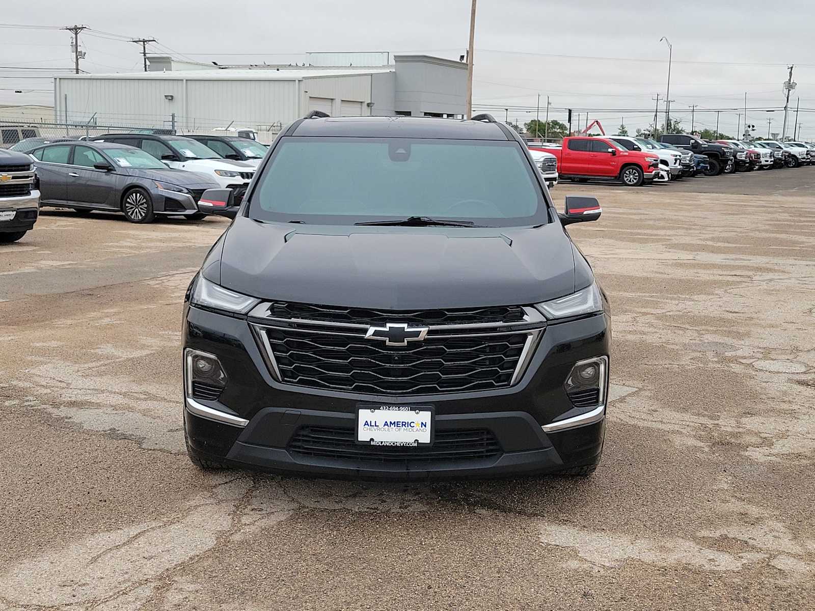 Thumbnail: 2023 Chevrolet Traverse - 2