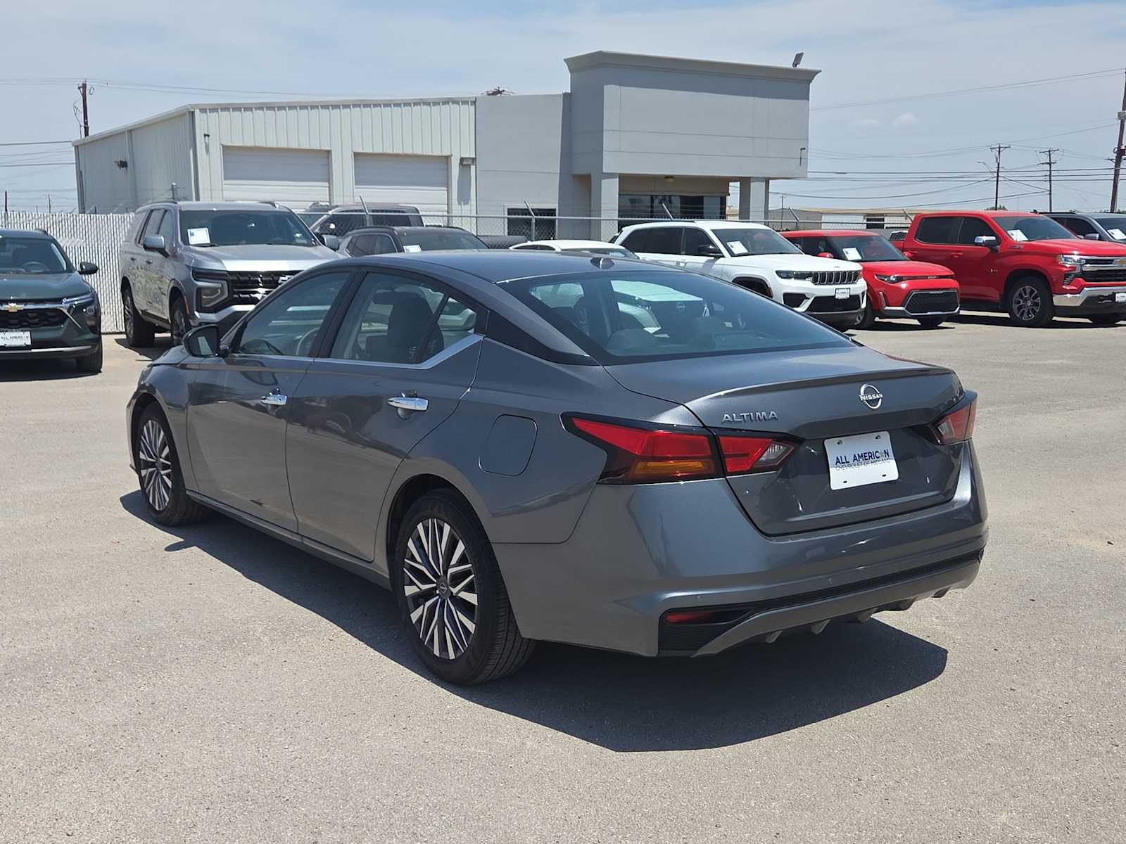 Thumbnail: 2025 Nissan Altima - 6