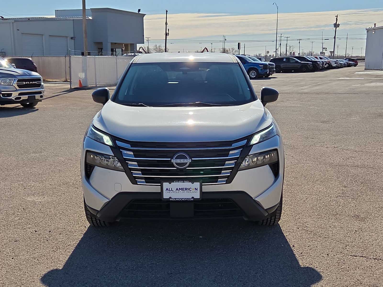 Thumbnail: 2024 Nissan Rogue - 3