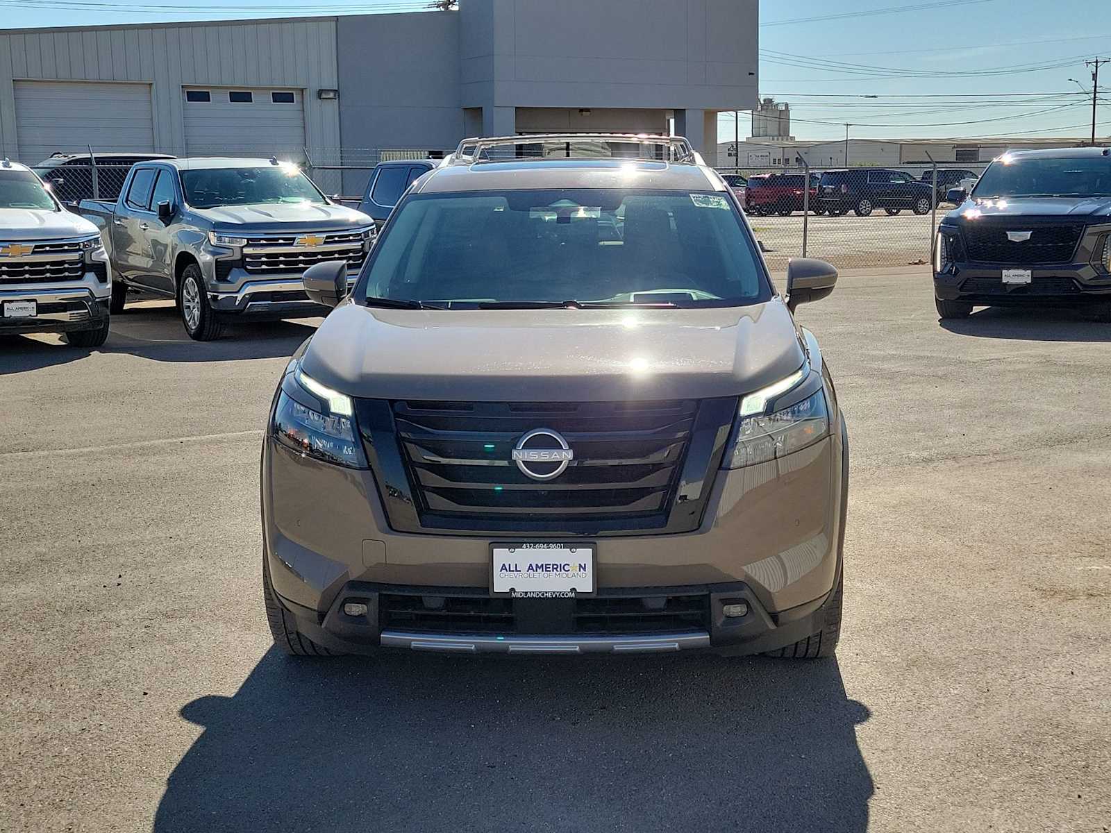 Thumbnail: 2025 Nissan Pathfinder - 3