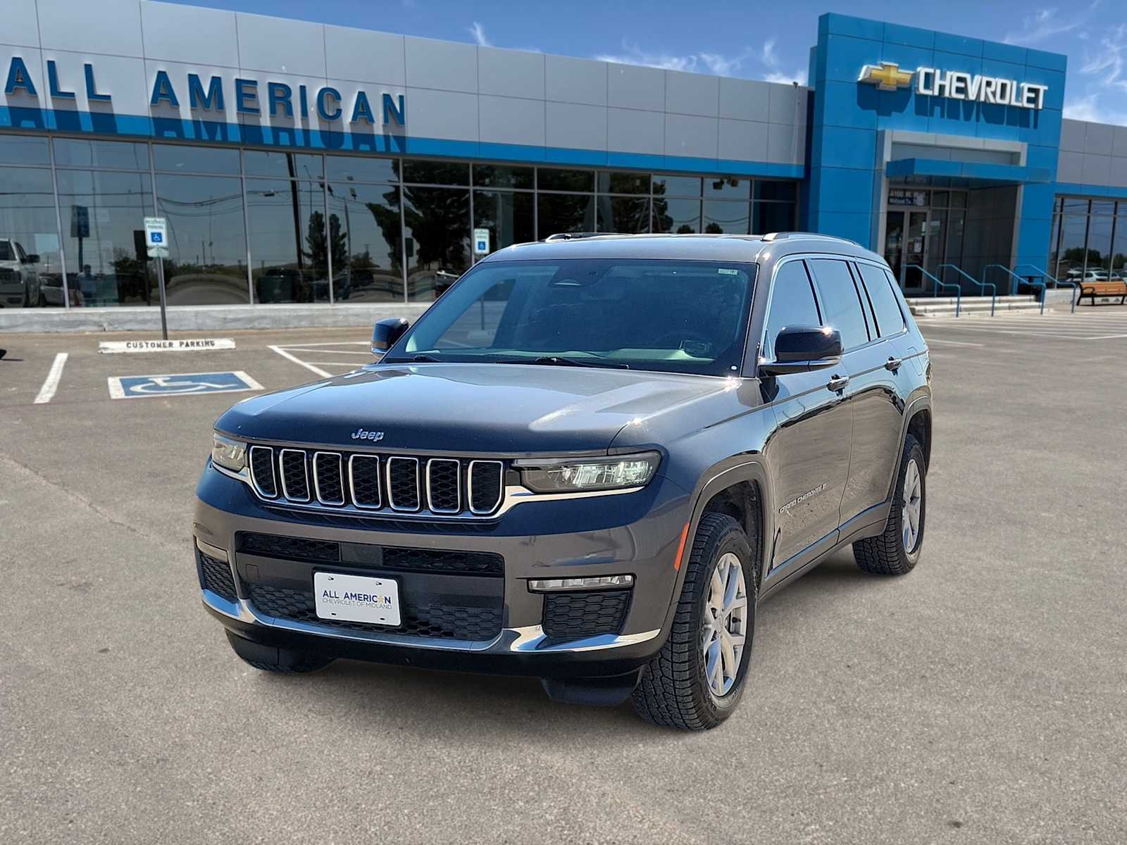 Thumbnail: 2022 Jeep Grand Cherokee - 1