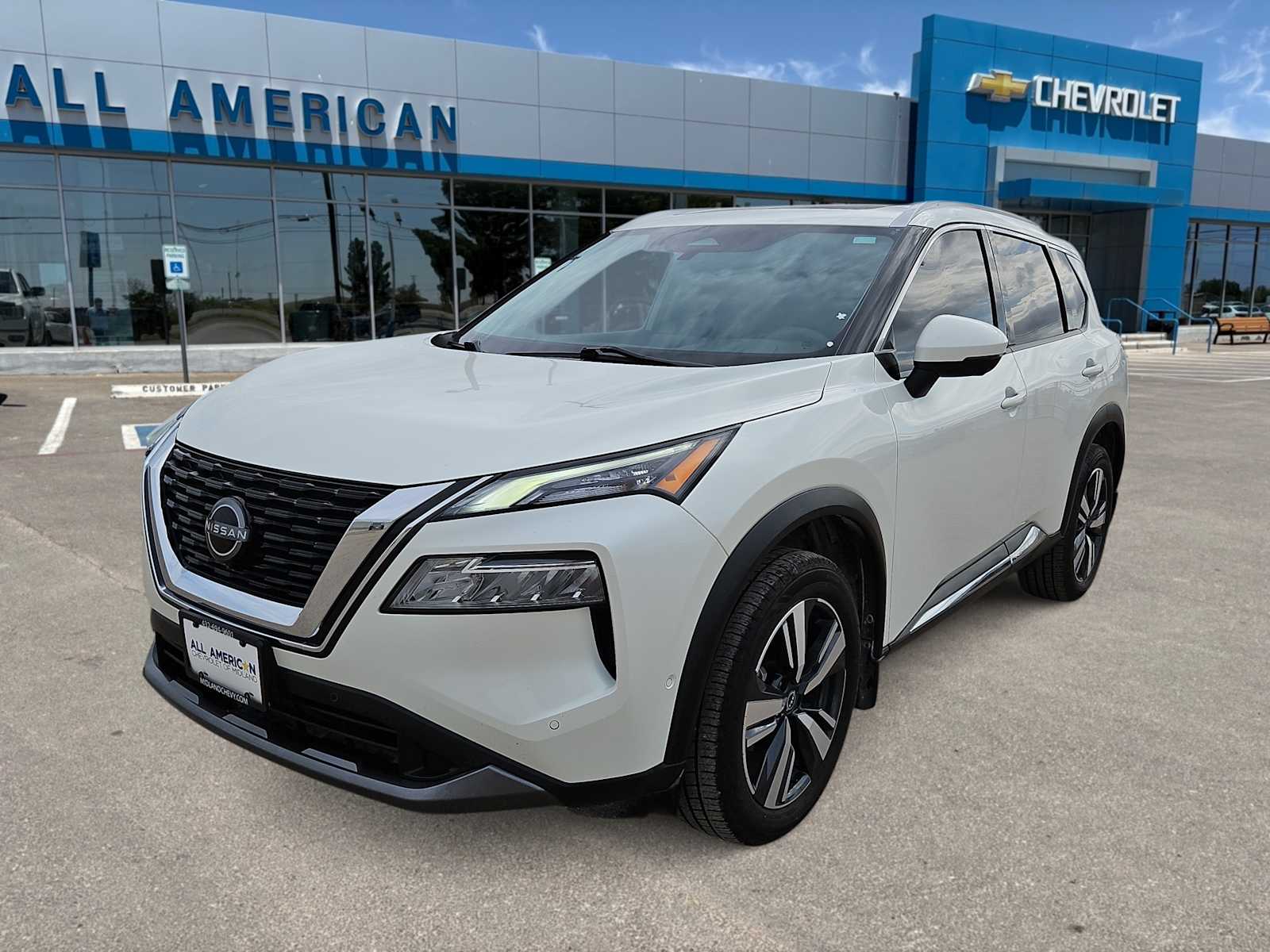 Thumbnail: 2023 Nissan Rogue - 1