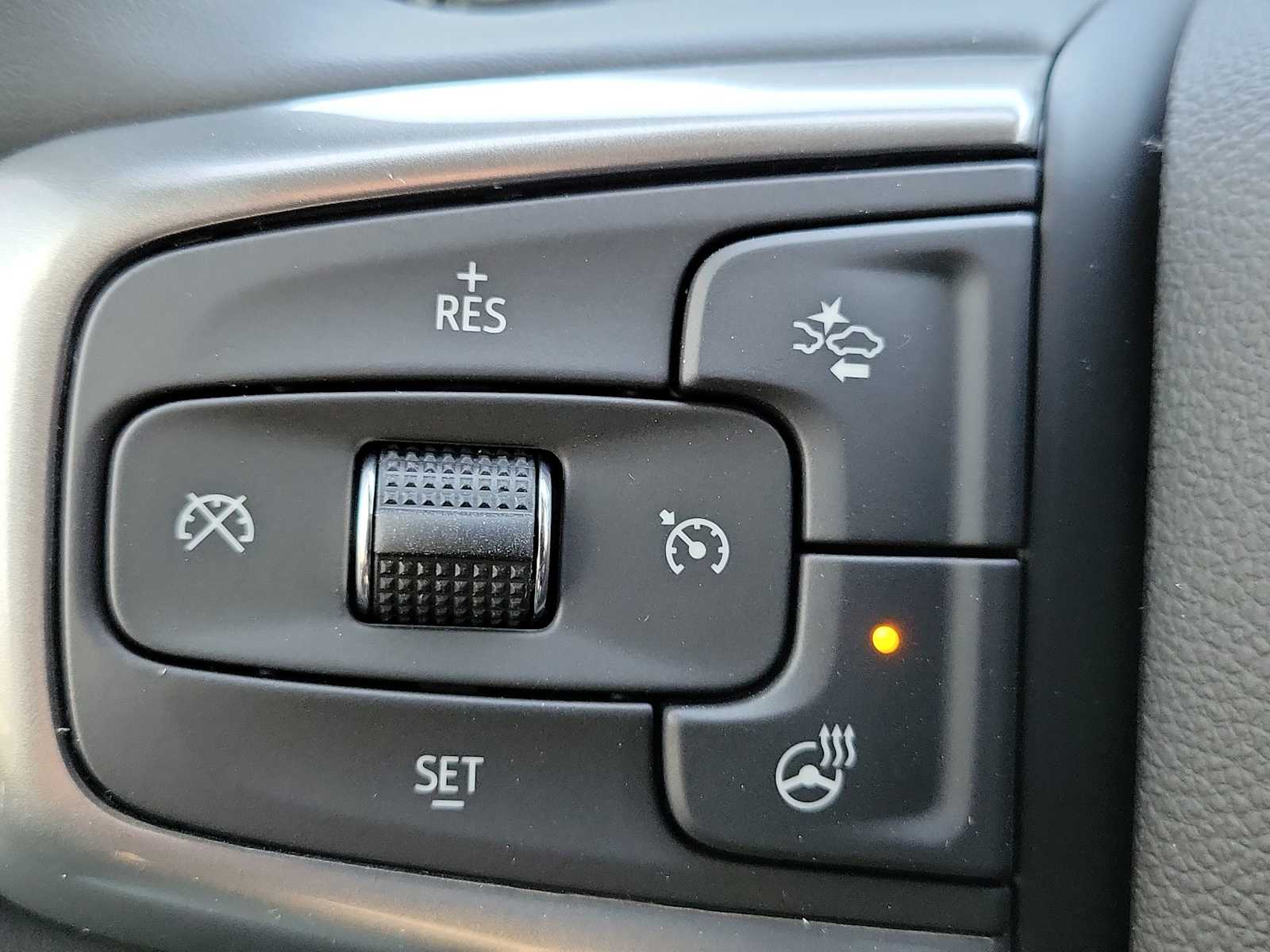 Thumbnail: 2026 Chevrolet Silverado 1500 - 27