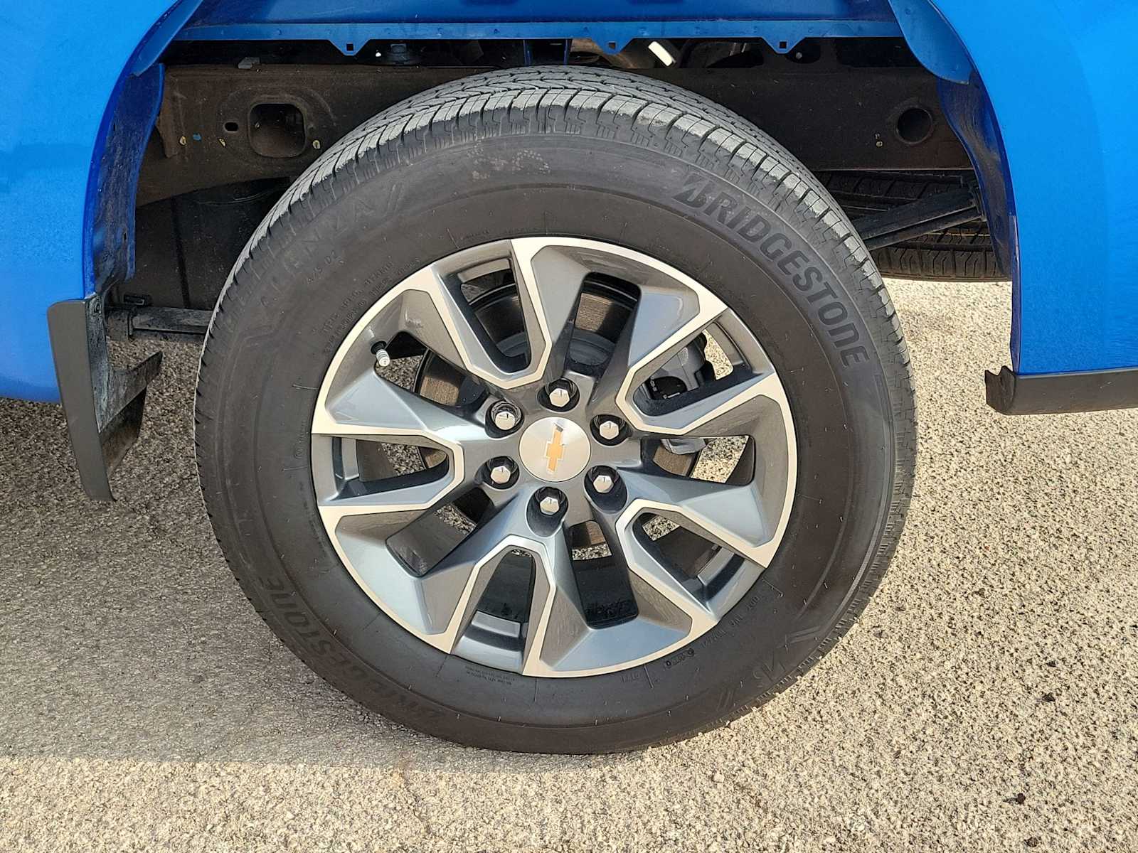 Thumbnail: 2026 Chevrolet Silverado 1500 - 12