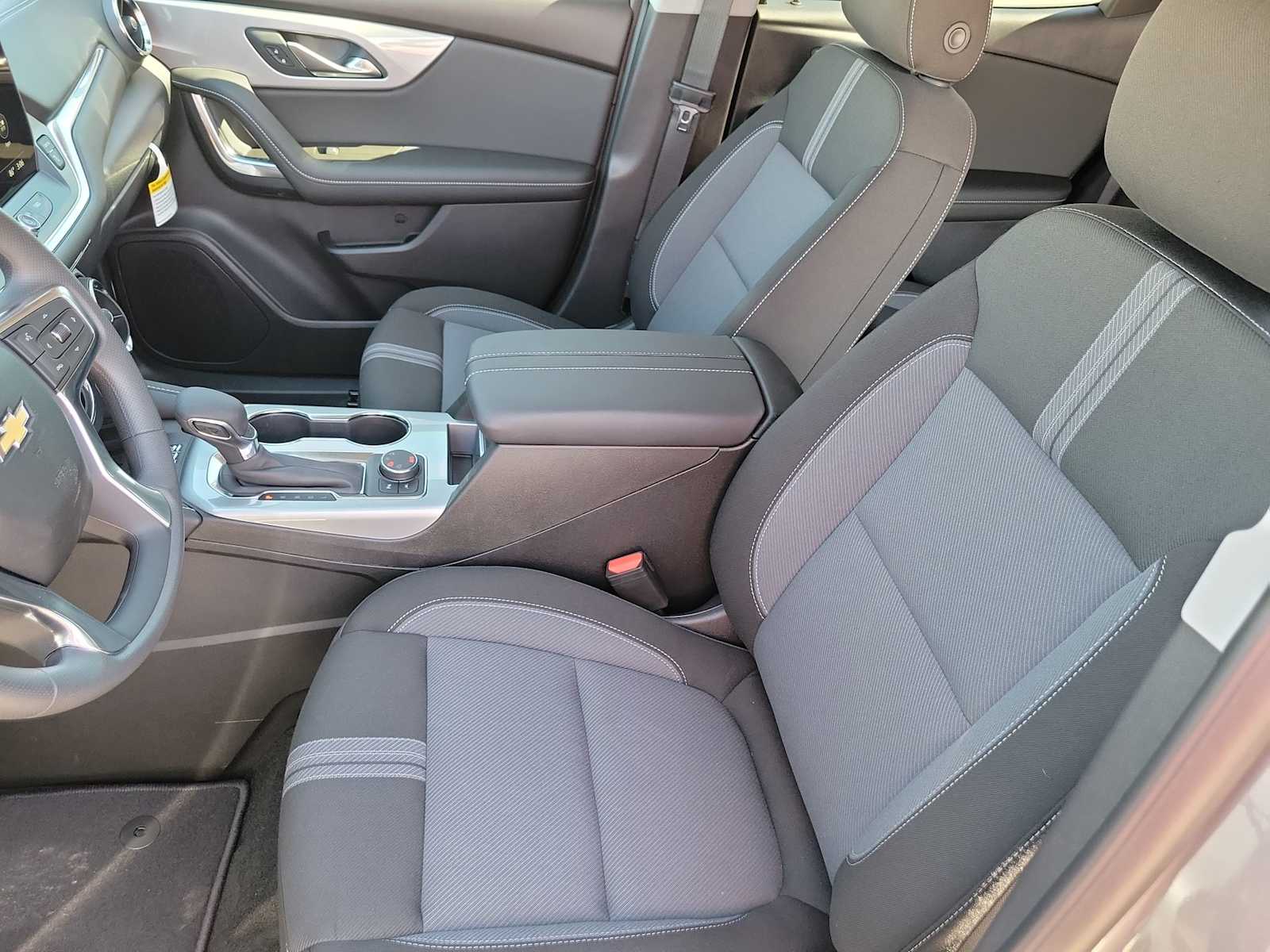 Thumbnail: 2025 Chevrolet Blazer - 19