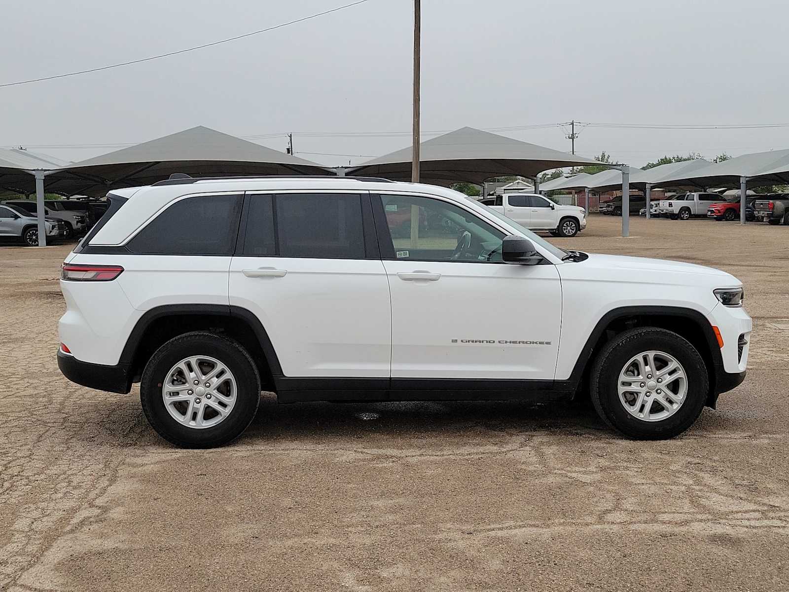 Thumbnail: 2024 Jeep Grand Cherokee - 9