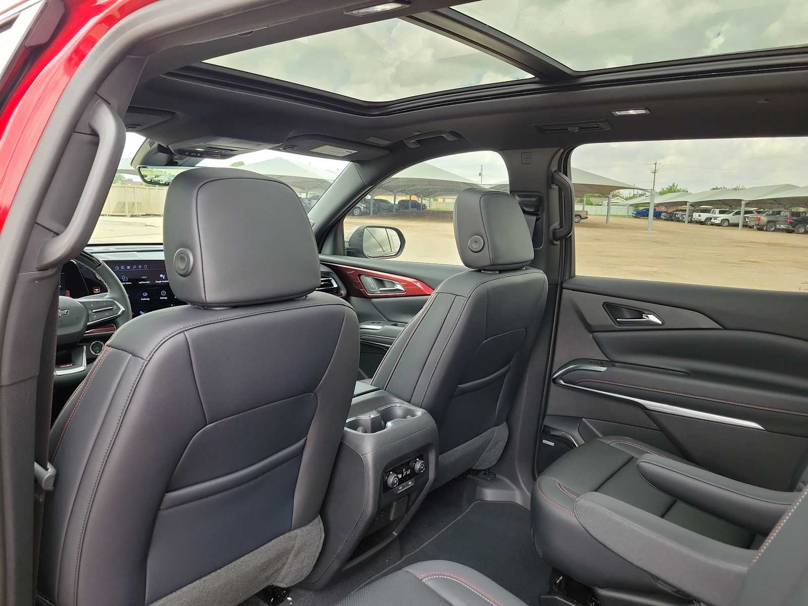 Thumbnail: 2026 Chevrolet Traverse - 16