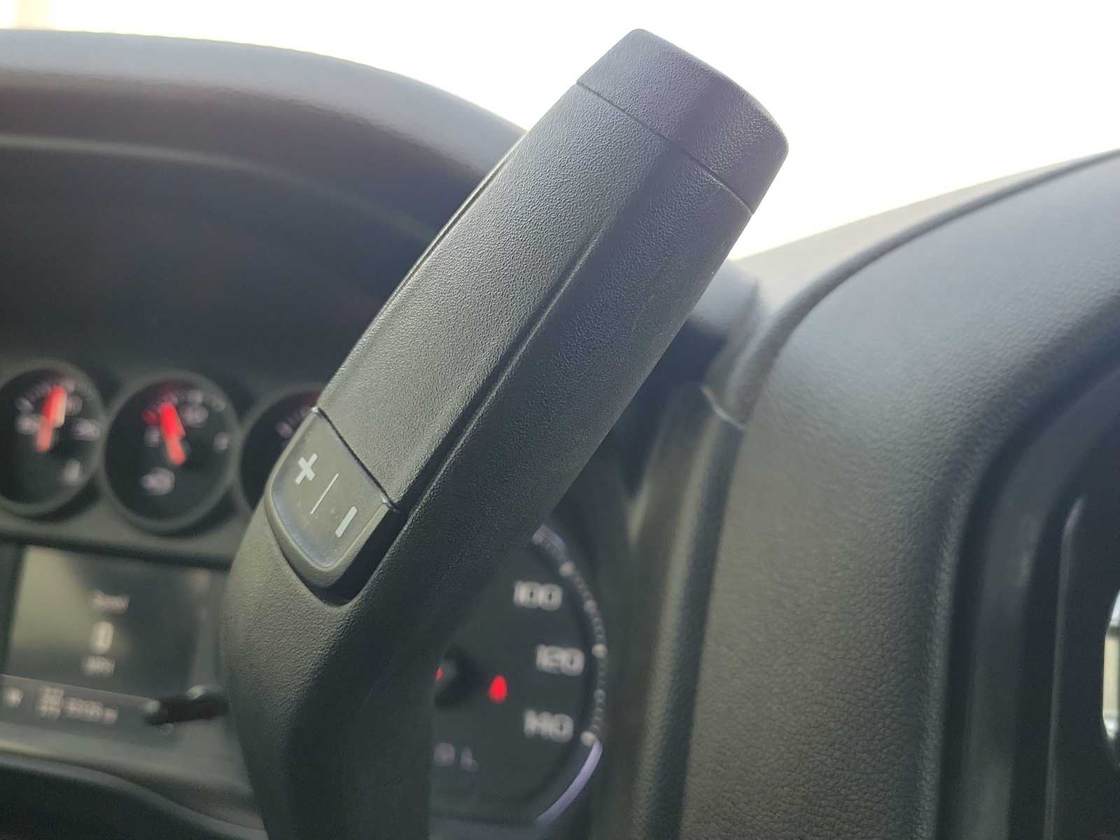 Thumbnail: 2021 Chevrolet Silverado 1500 - 21