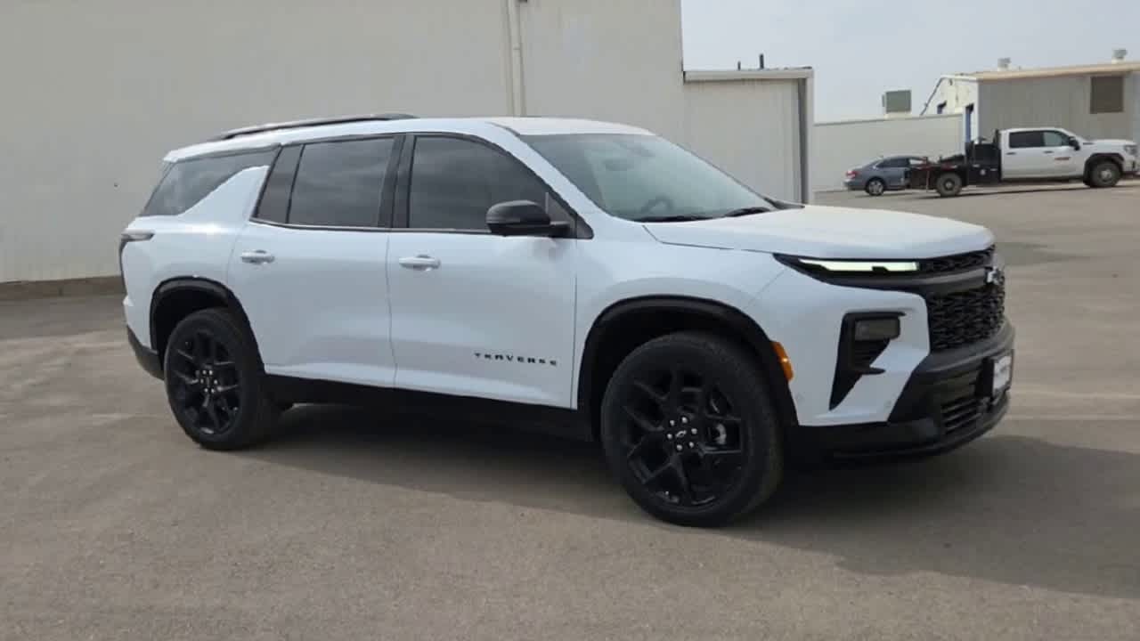 Thumbnail: 2026 Chevrolet Traverse - 2