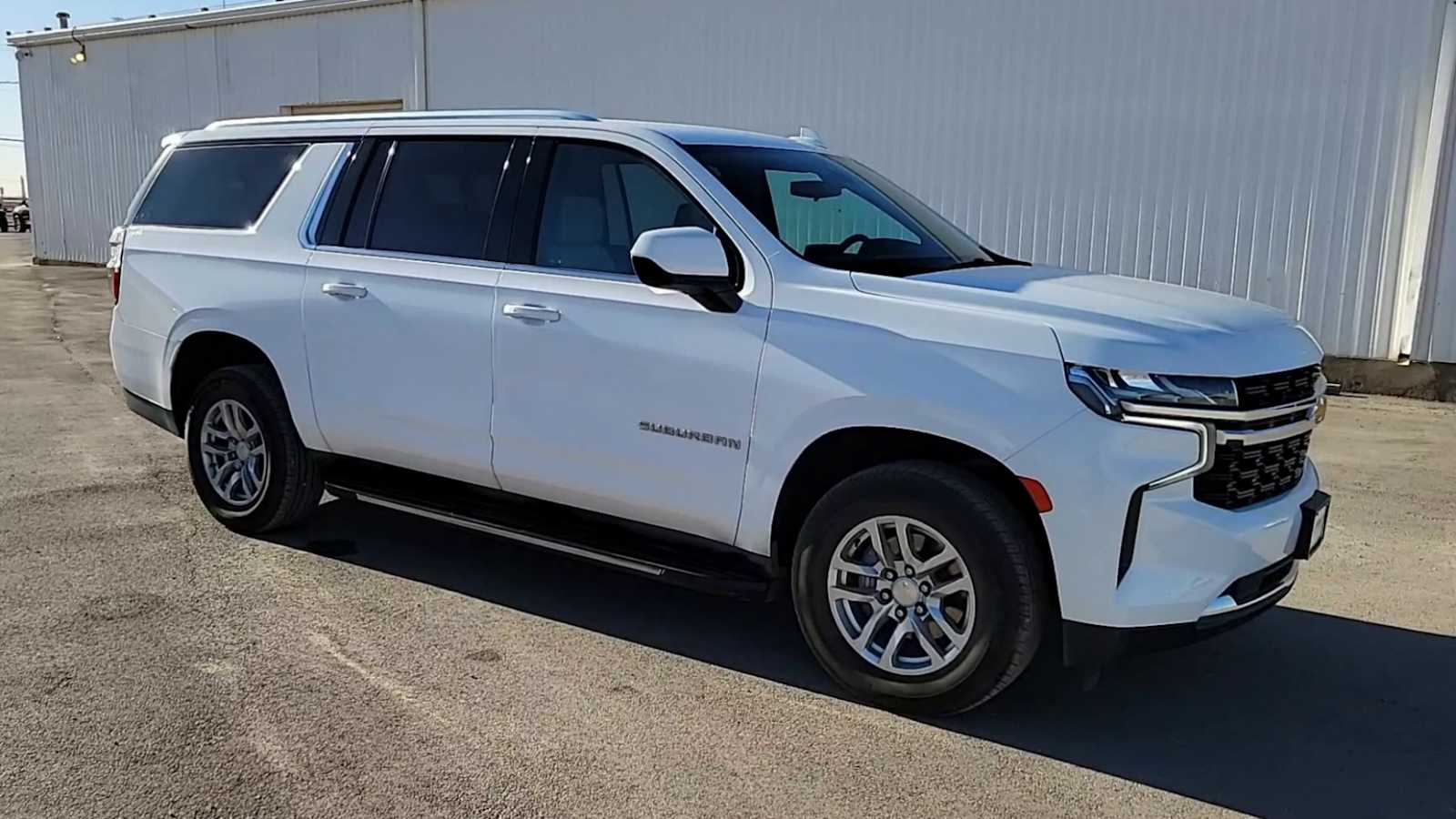 Thumbnail: 2021 Chevrolet Suburban - 2