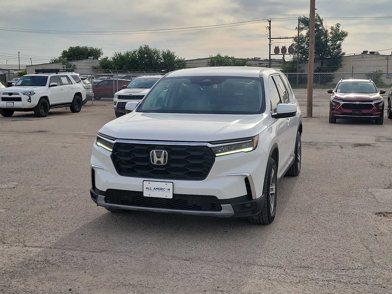 Thumbnail: 2023 Honda Pilot - 4