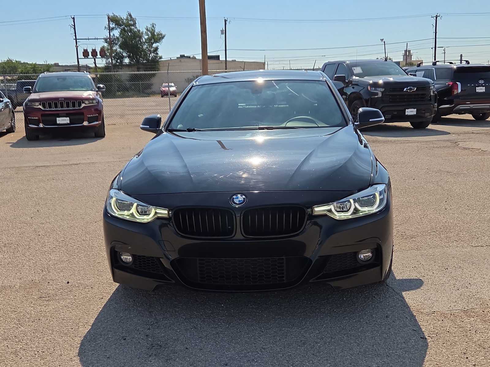 Thumbnail: 2018 BMW 3 Series - 3
