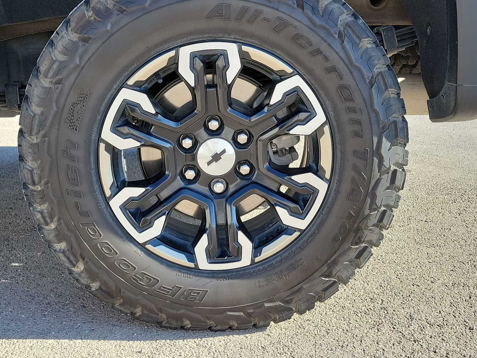 Thumbnail: 2023 Chevrolet Silverado 1500 - 12