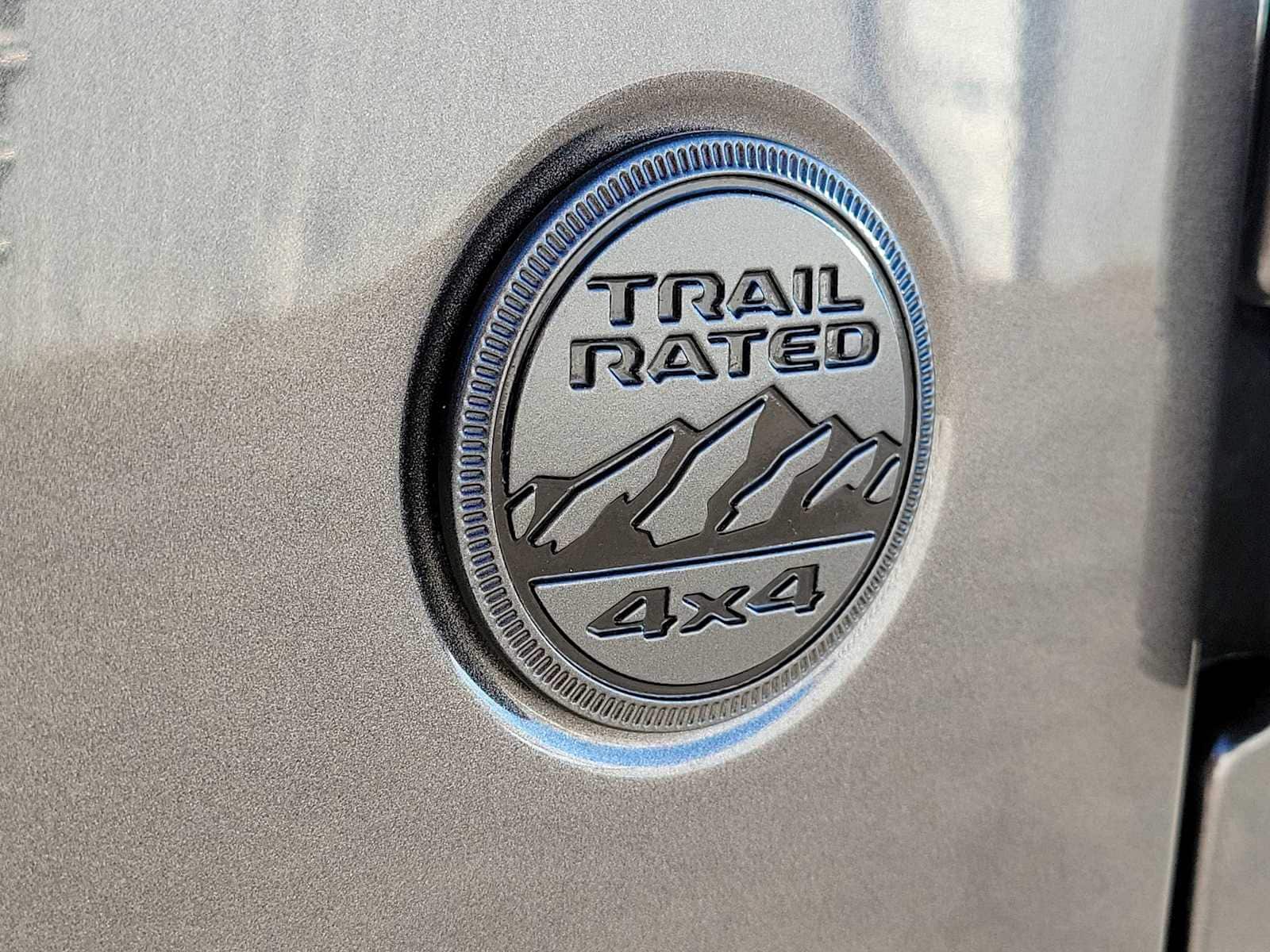 Thumbnail: 2024 Jeep Gladiator - 10