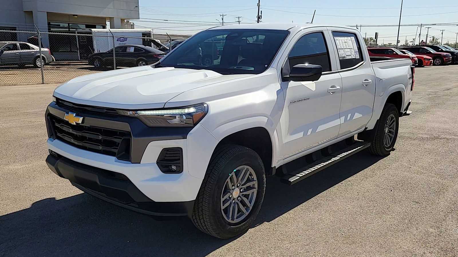 Thumbnail: 2026 Chevrolet Colorado - 4