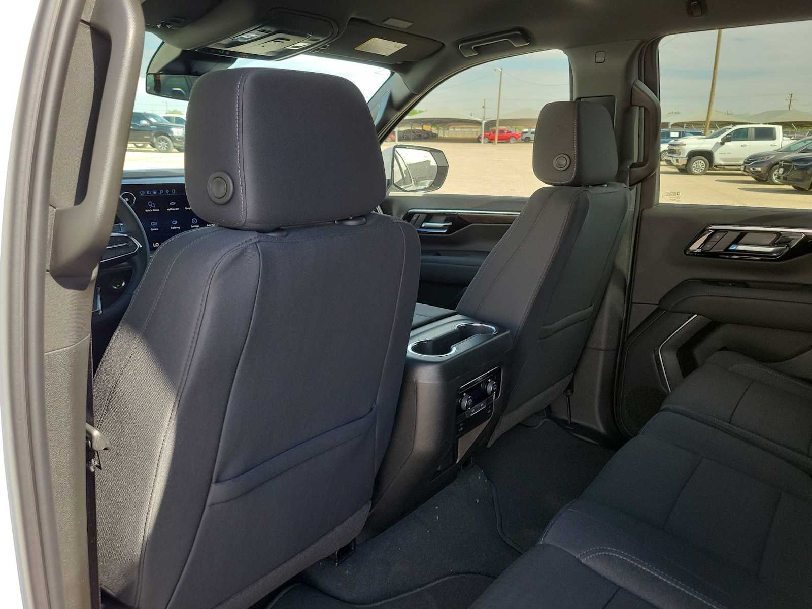 Thumbnail: 2026 Chevrolet Tahoe - 16