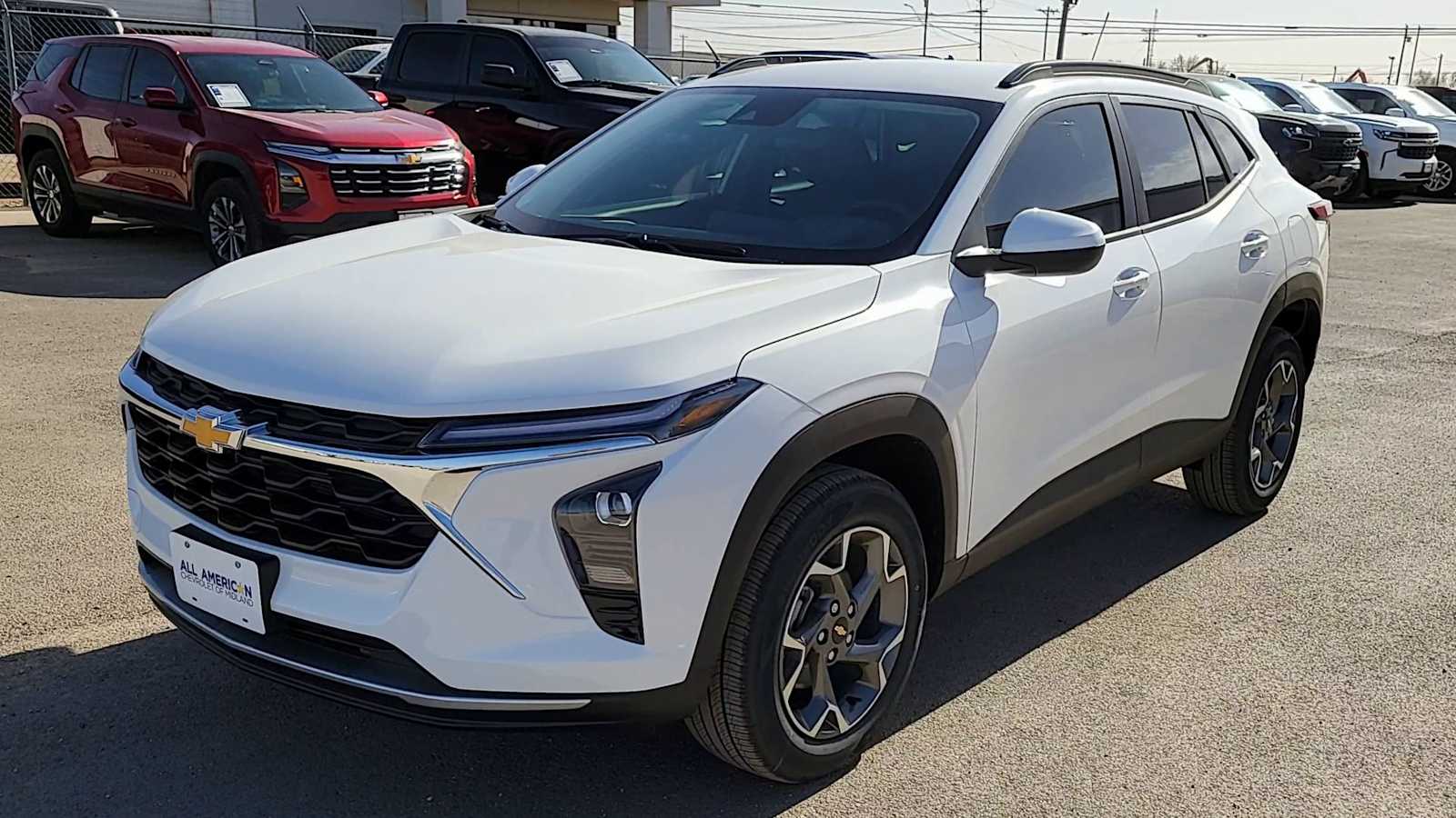 Thumbnail: 2026 Chevrolet Trax - 4