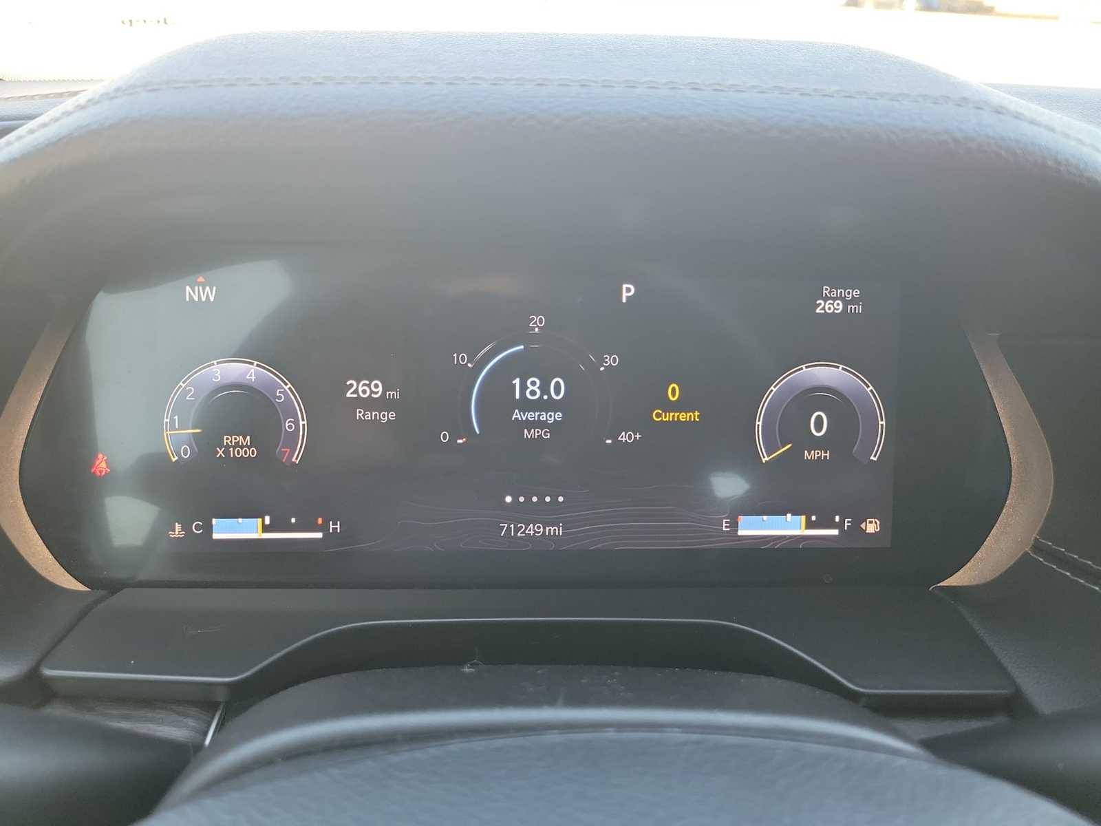 Thumbnail: 2022 Jeep Grand Cherokee - 22