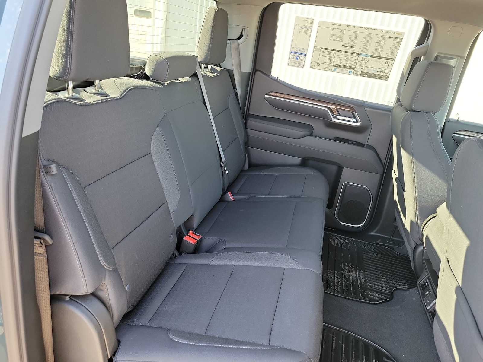 Thumbnail: 2026 Chevrolet Silverado 1500 - 17