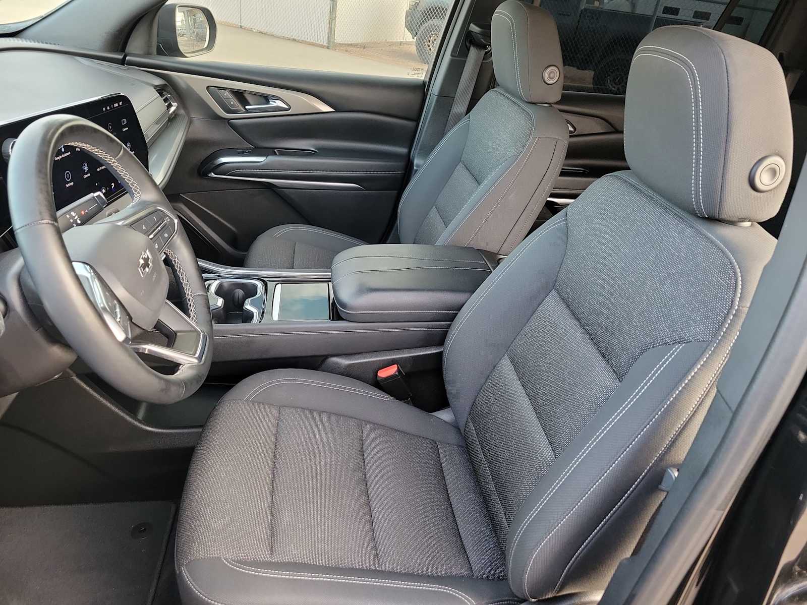 Thumbnail: 2024 Chevrolet Traverse - 19