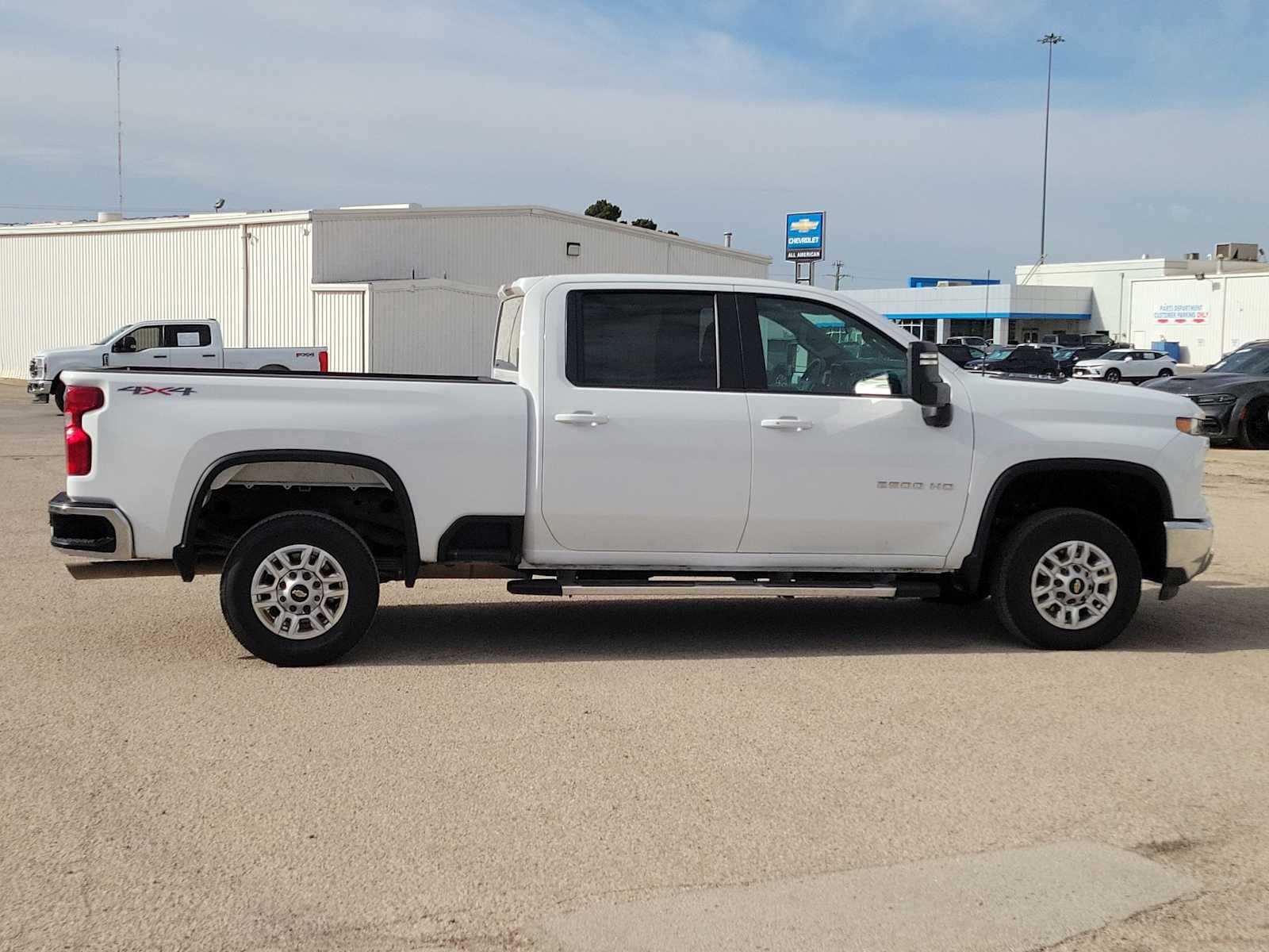 Thumbnail: 2025 Chevrolet Silverado 2500 - 9