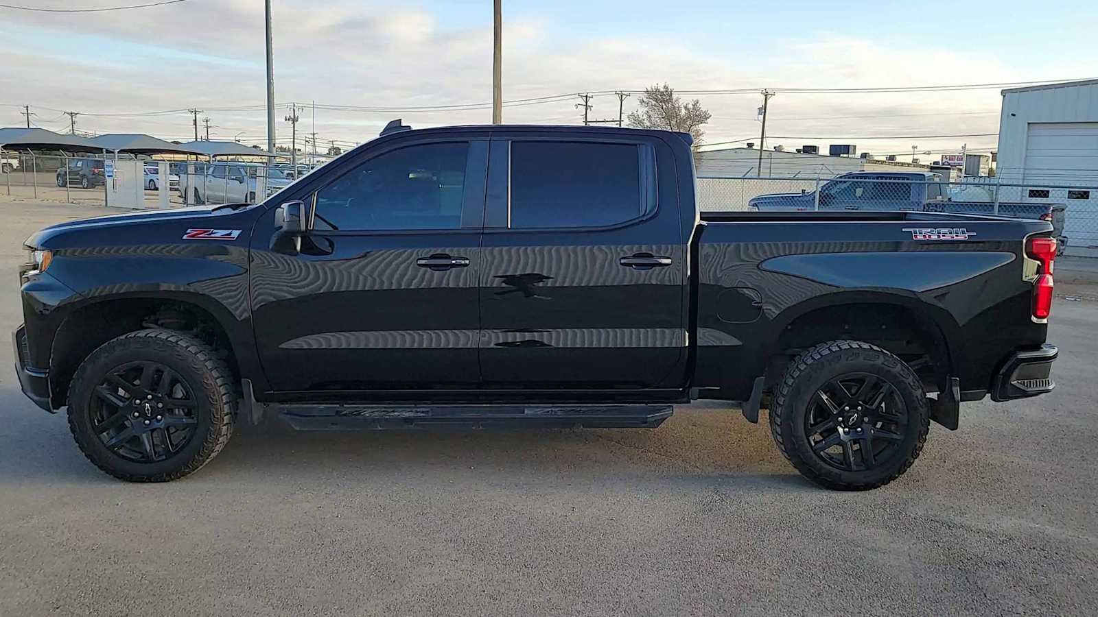 Thumbnail: 2021 Chevrolet Silverado 1500 - 5