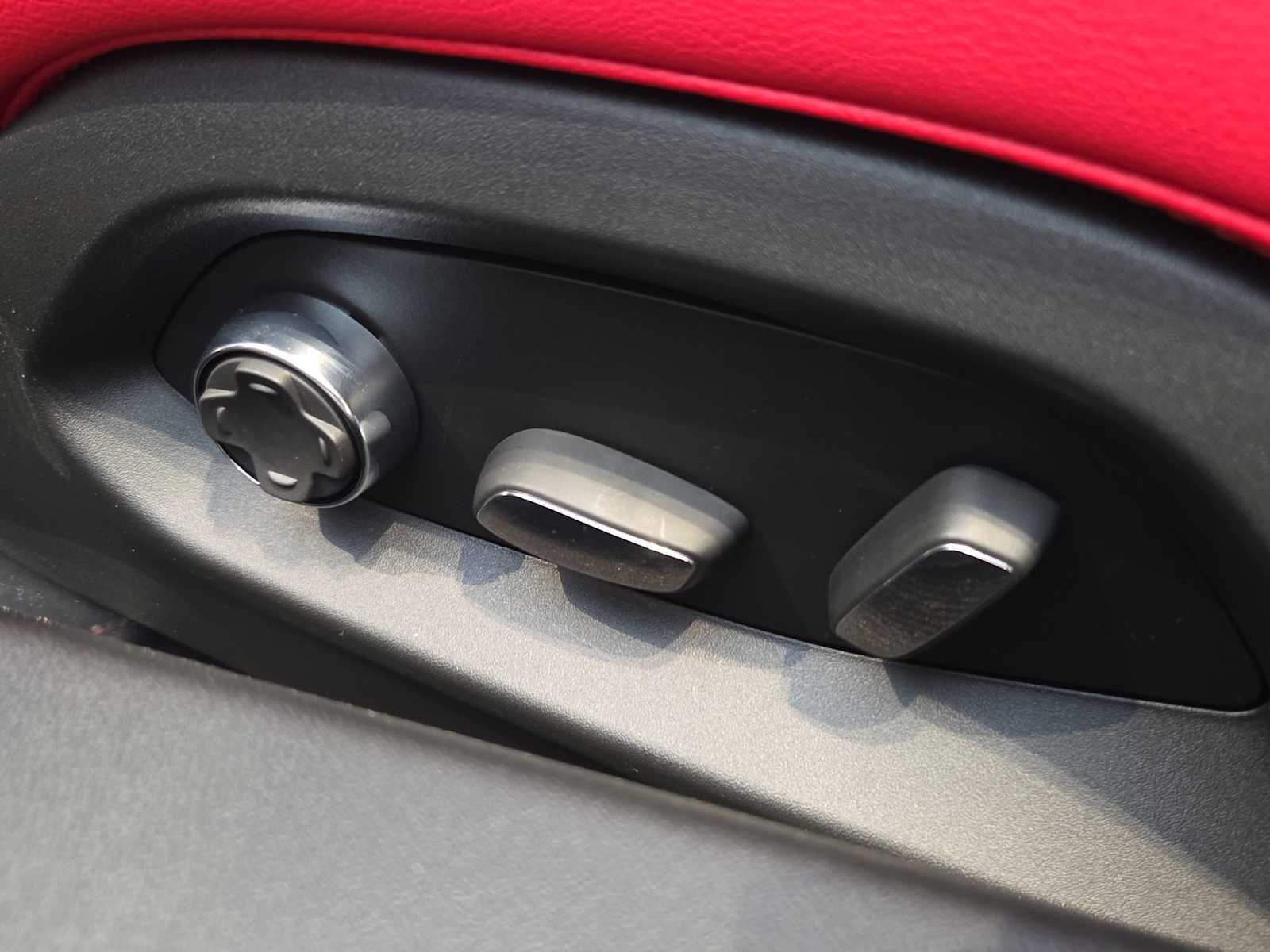 Thumbnail: 2026 Chevrolet Corvette - 15