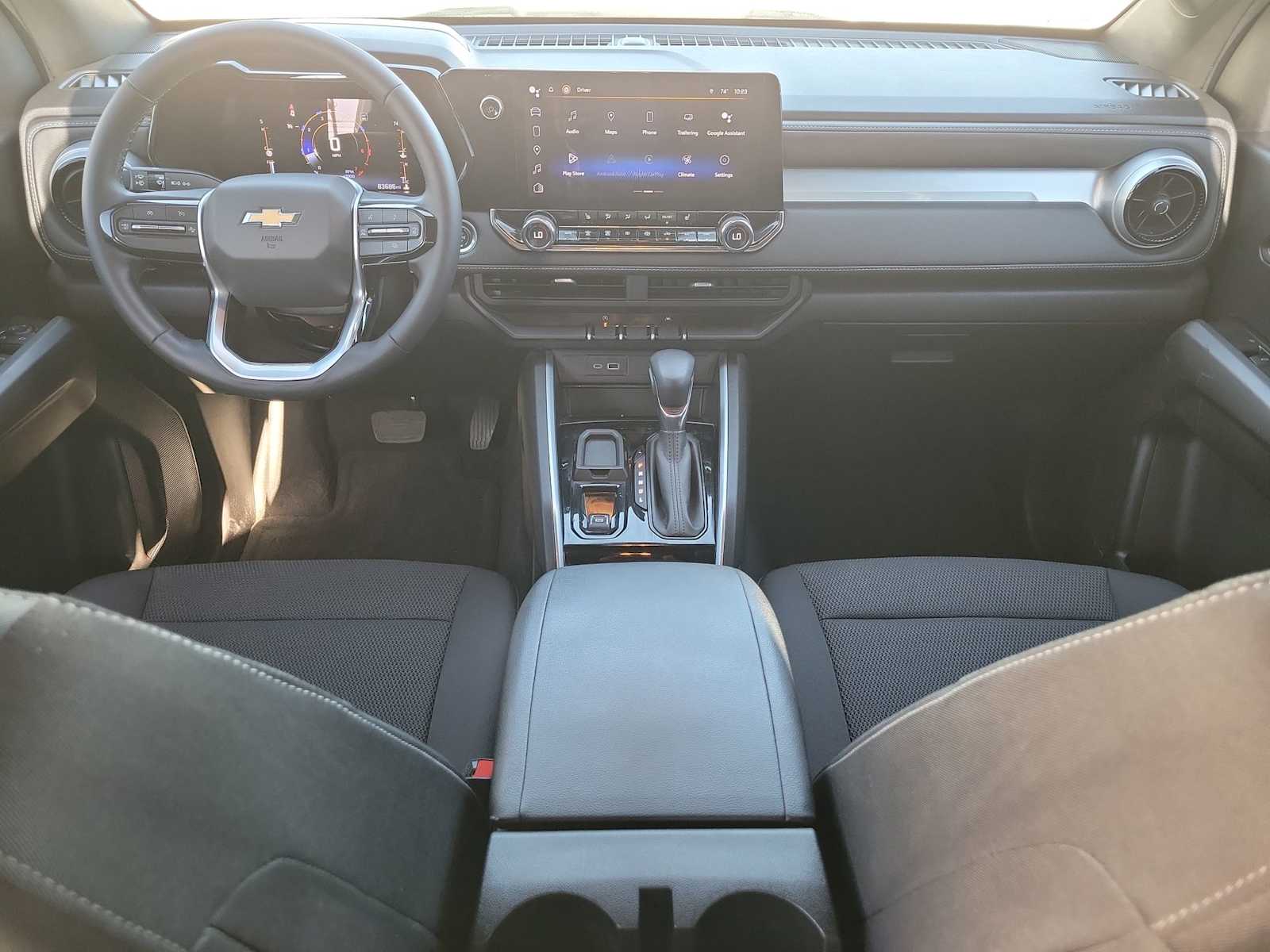 Thumbnail: 2023 Chevrolet Colorado - 14