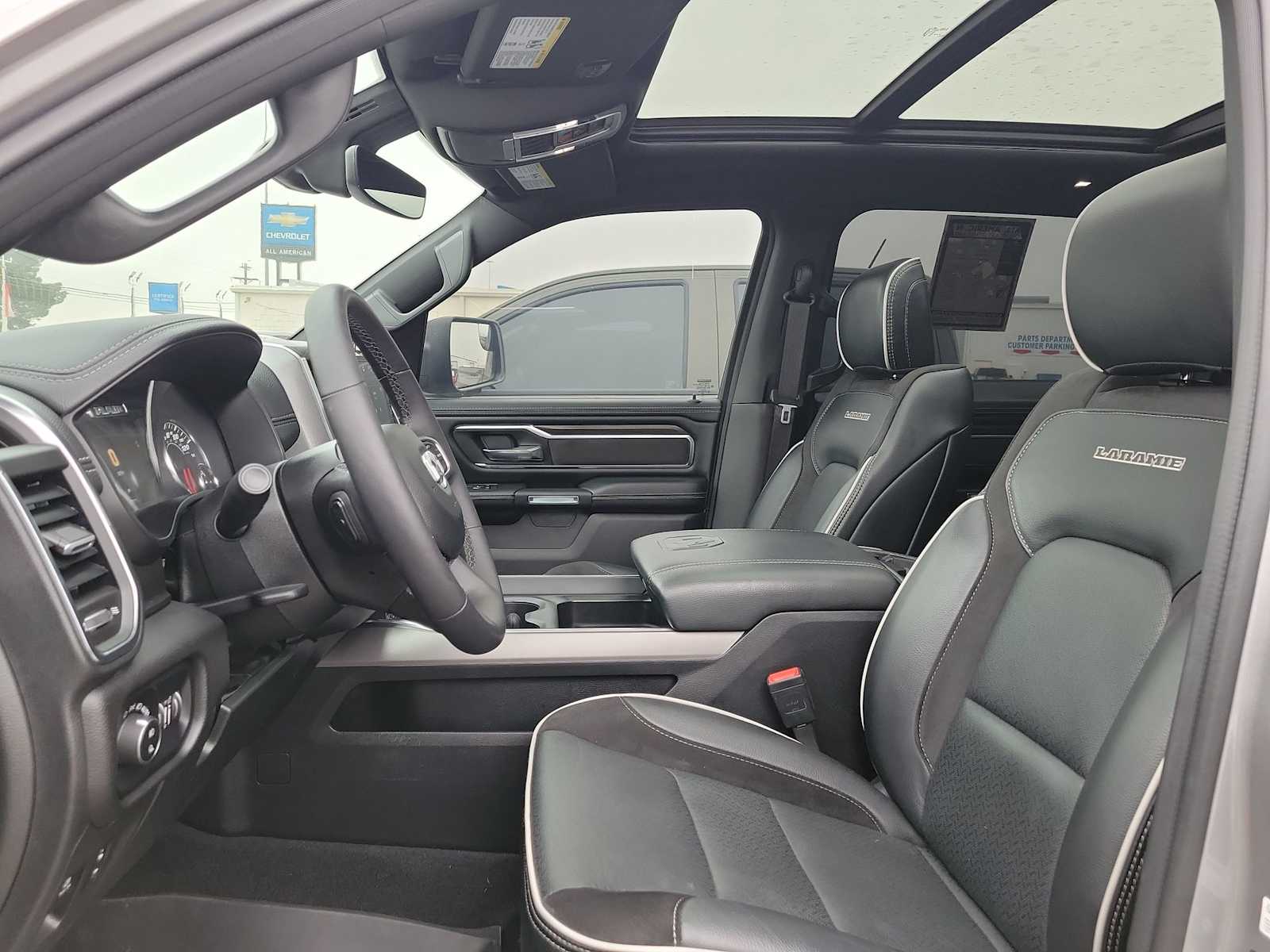 Thumbnail: 2025 RAM 1500 - 19