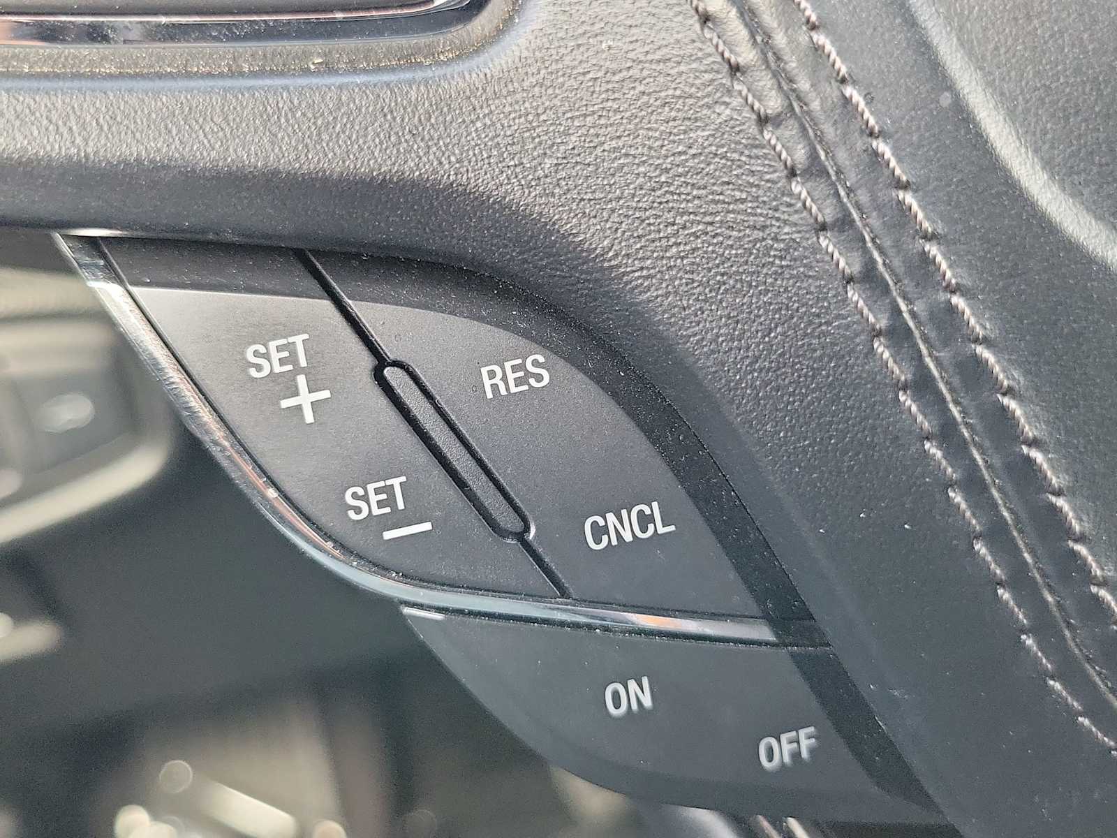 Thumbnail: 2017 Lincoln MKZ - 27