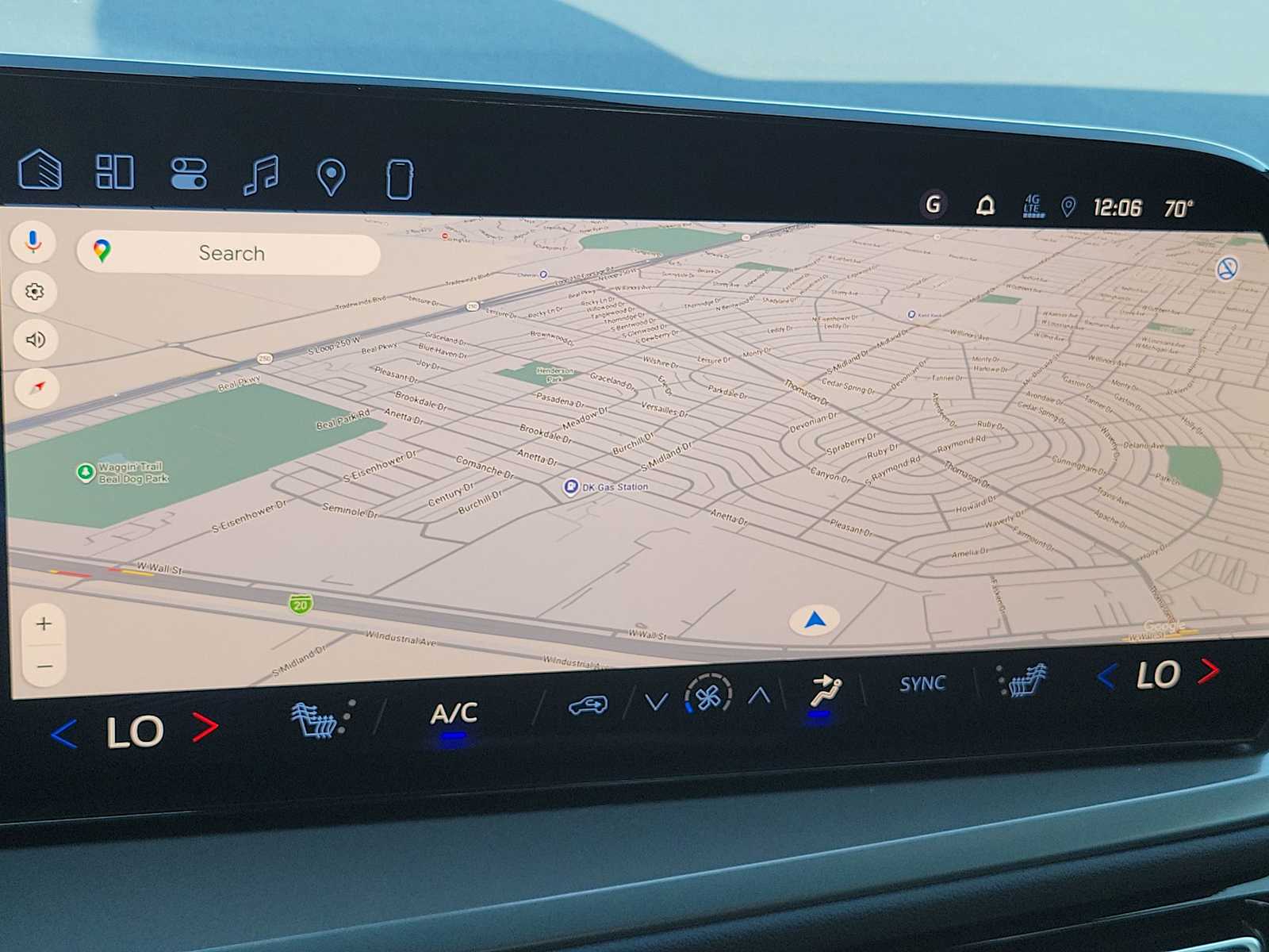 Thumbnail: 2026 Chevrolet Traverse - 25