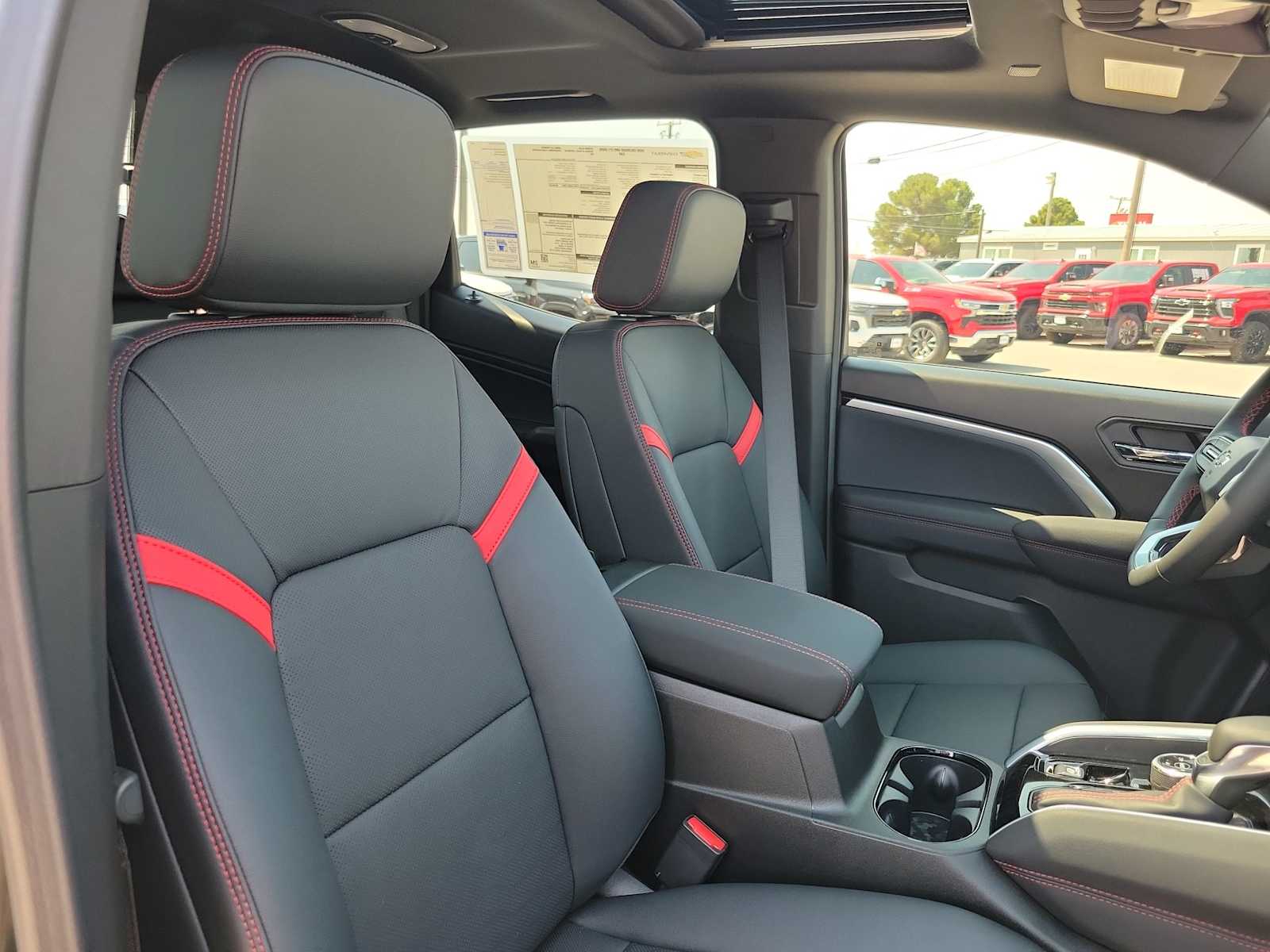 Thumbnail: 2026 Chevrolet Colorado - 22