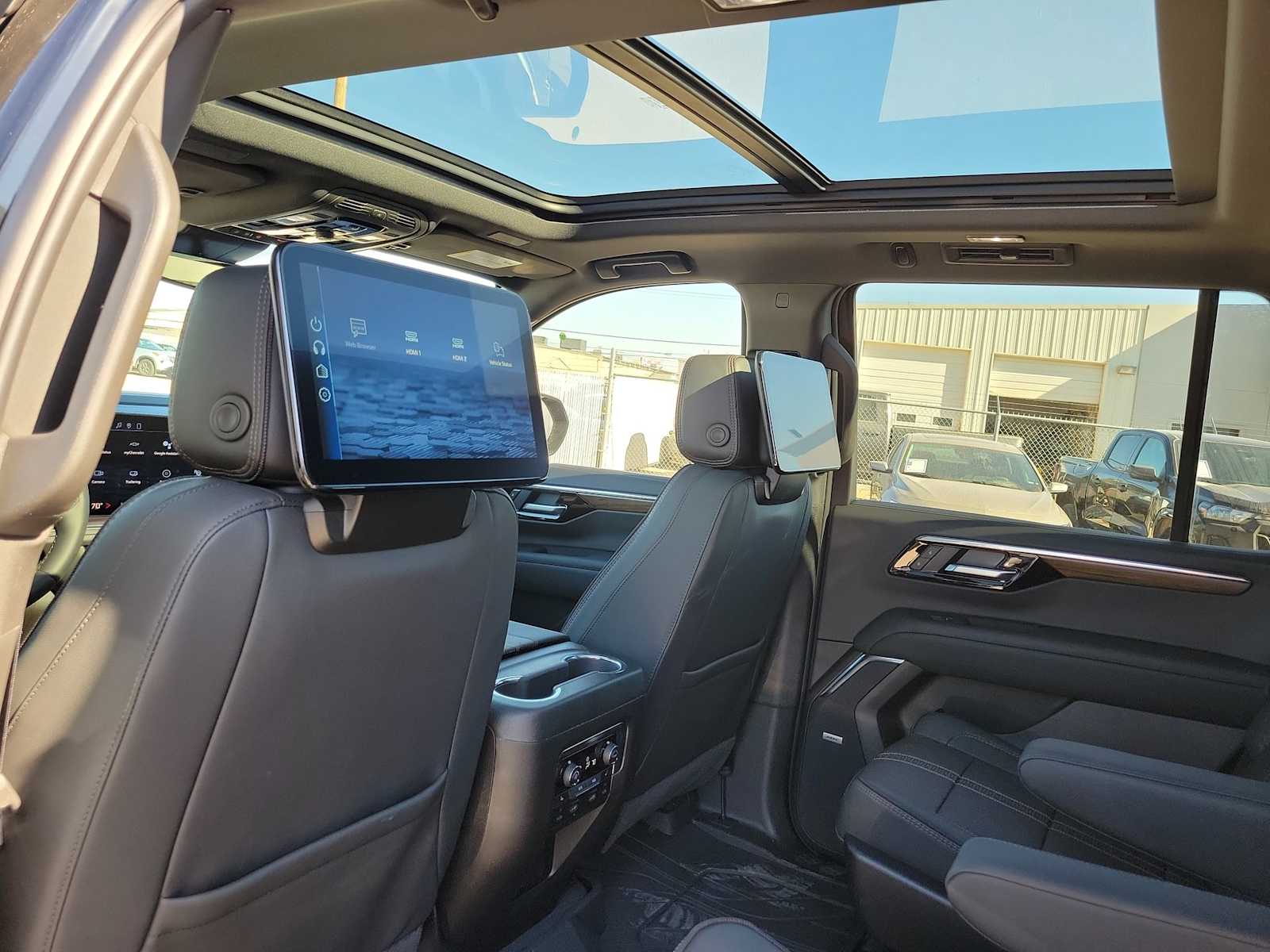 Thumbnail: 2026 Chevrolet Tahoe - 20