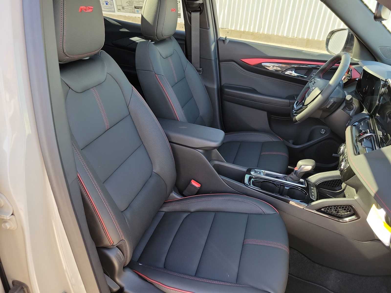 Thumbnail: 2026 Chevrolet TrailBlazer - 18