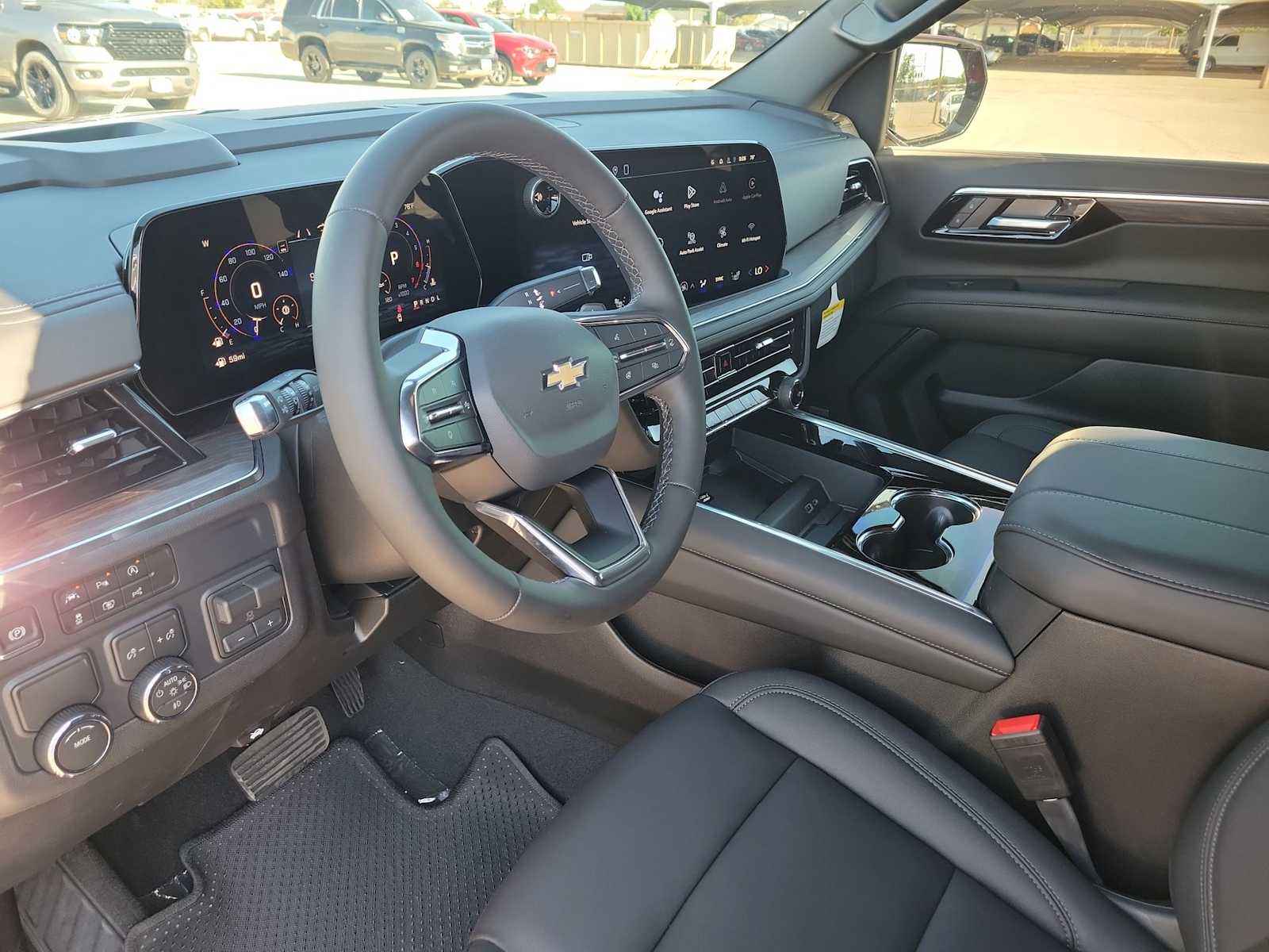 Thumbnail: 2026 Chevrolet Tahoe - 10
